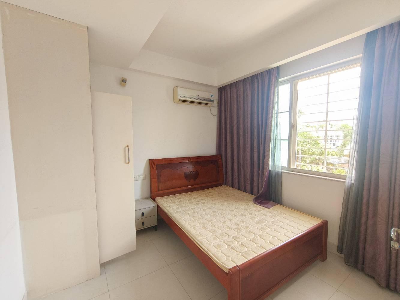 银梦别墅 6室2厅2卫 18000.0元/月 银梦别墅 6室2厅2卫 18000.0元/月小区图