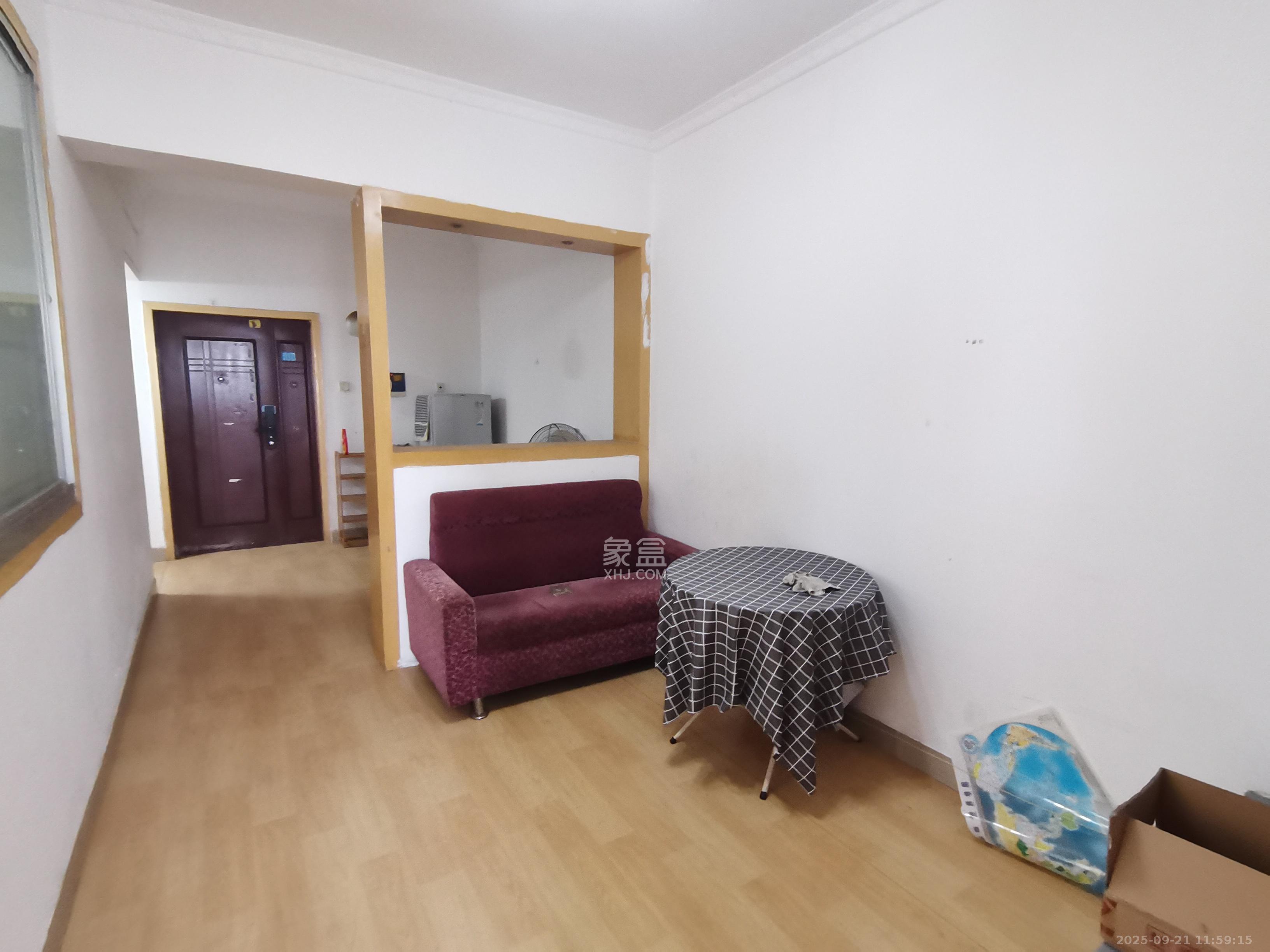 上河国际B座  2室1厅1卫    1600.0元/月 上河国际B座  2室1厅1卫    1600.0元/月