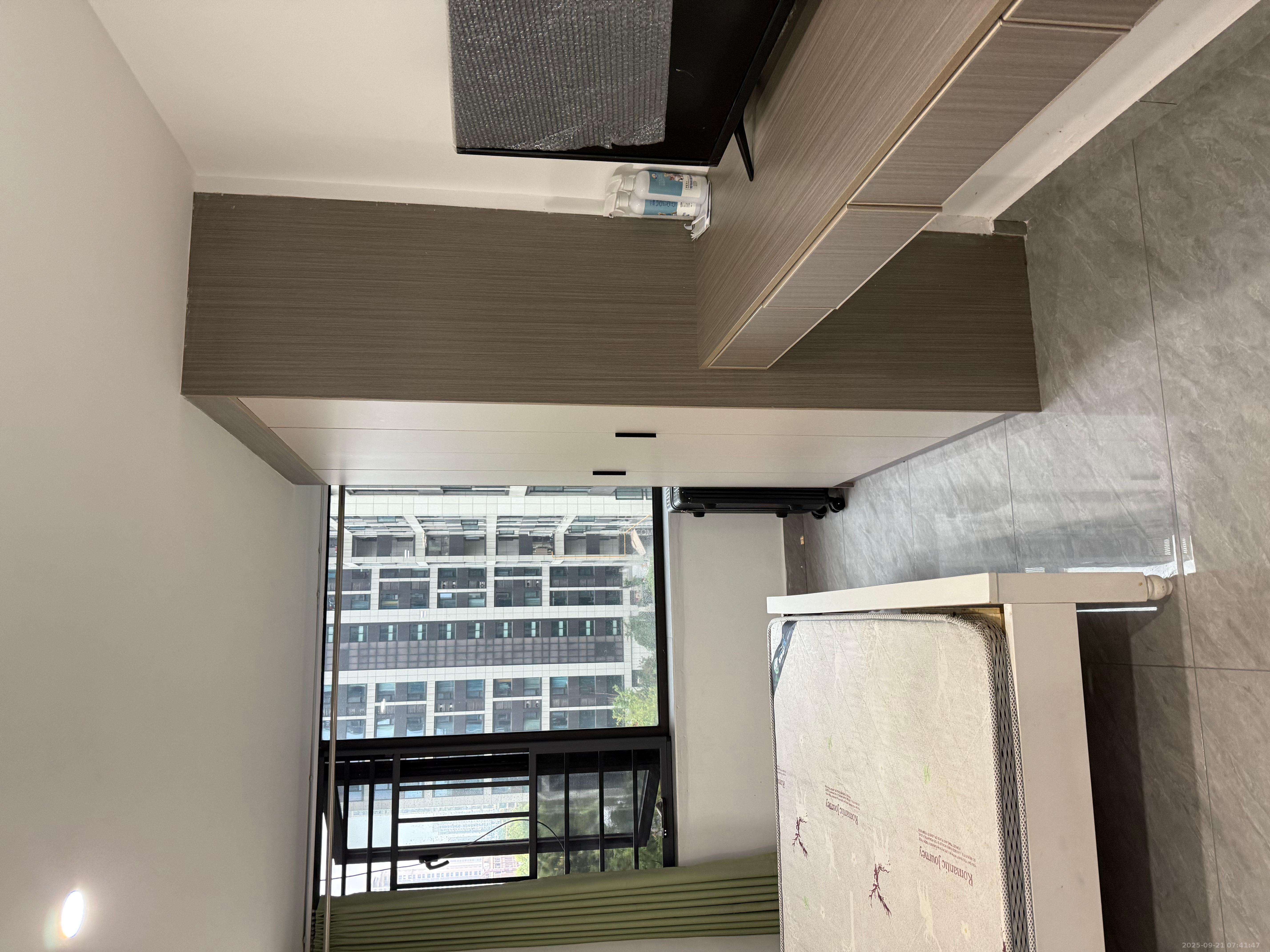 新城悦隽公园  1室1厅1卫    1100.0元/月室内图