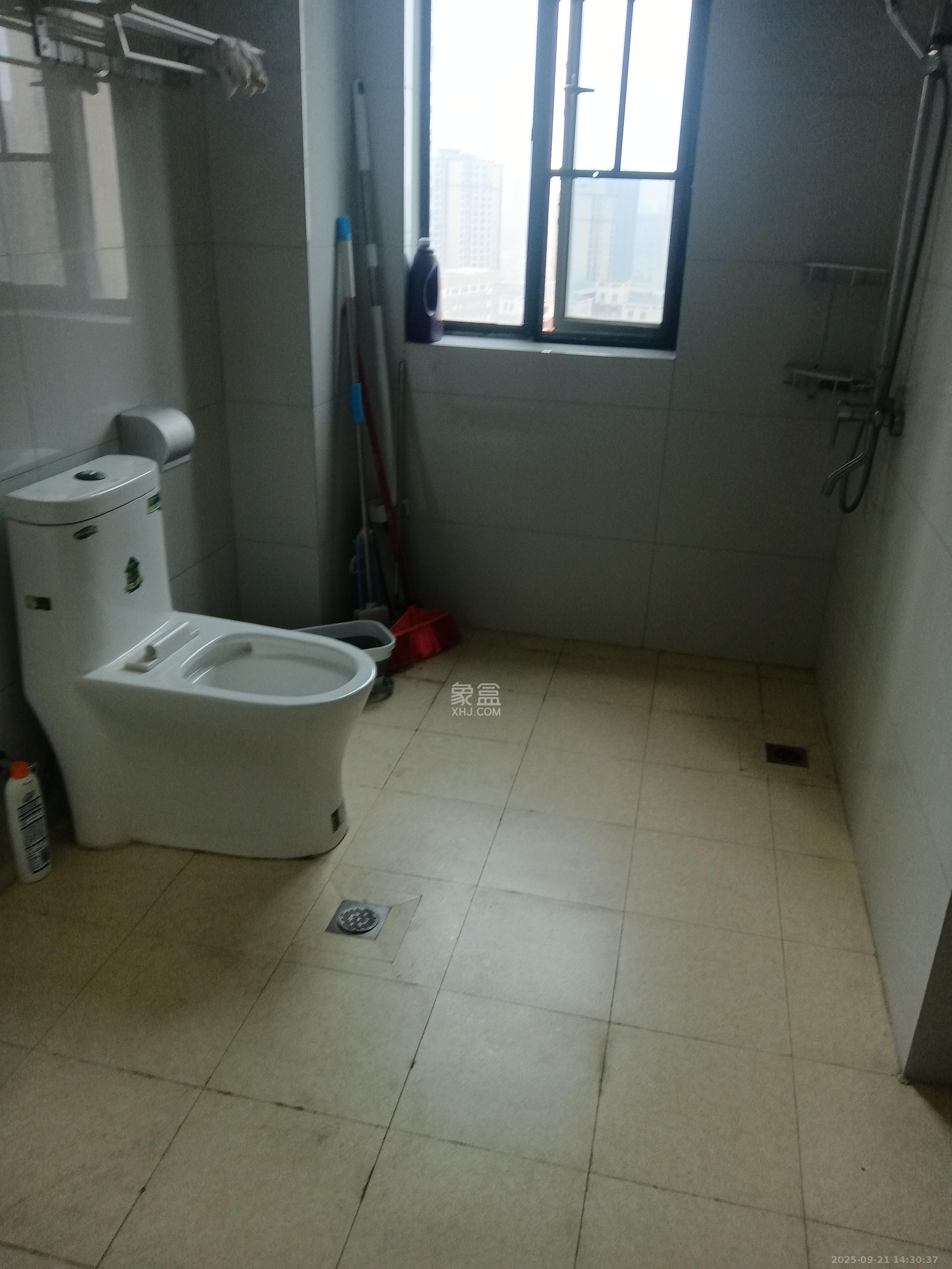 才子嘉都 3室2厅2卫 1900.0元/月 才子嘉都 3室2厅2卫 1900.0元/月室内图