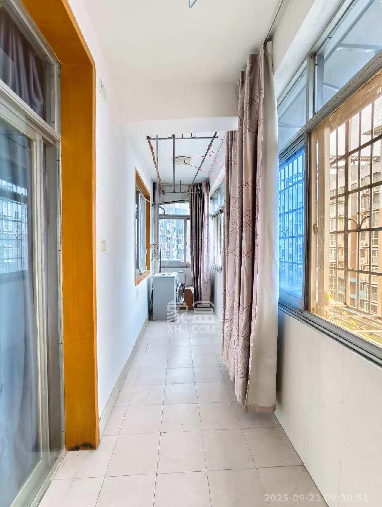 省六运公司宿舍 2室2厅1卫 1700.0元/月 省六运公司宿舍 2室2厅1卫 1700.0元/月室内图