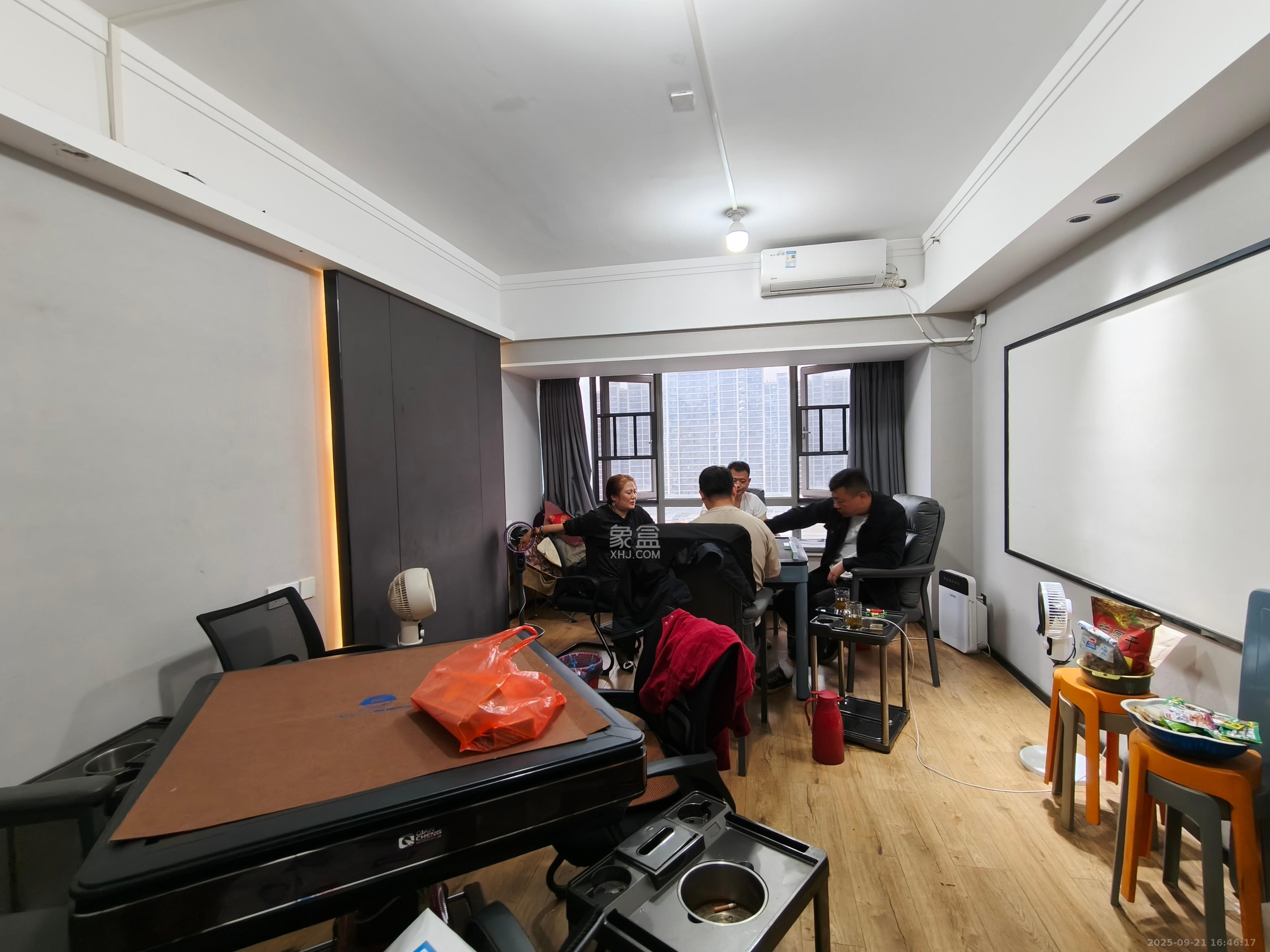 中交广场公寓 1室1厅1卫 1700.0元/月 中交广场公寓 1室1厅1卫 1700.0元/月室内图