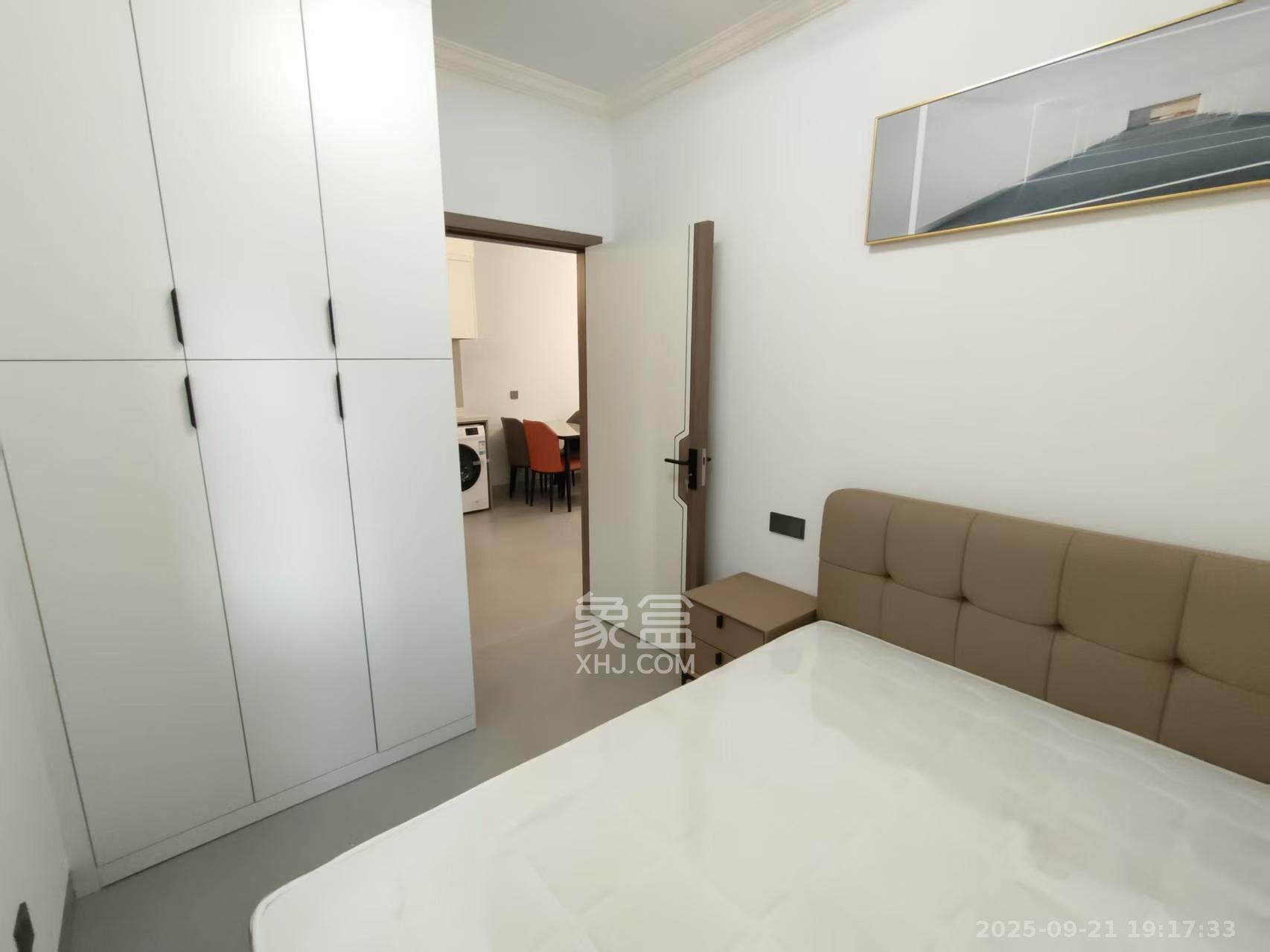 碧桂园城市之光 2室1厅1卫 2600.0元/月 碧桂园城市之光 2室1厅1卫 2600.0元/月室内图