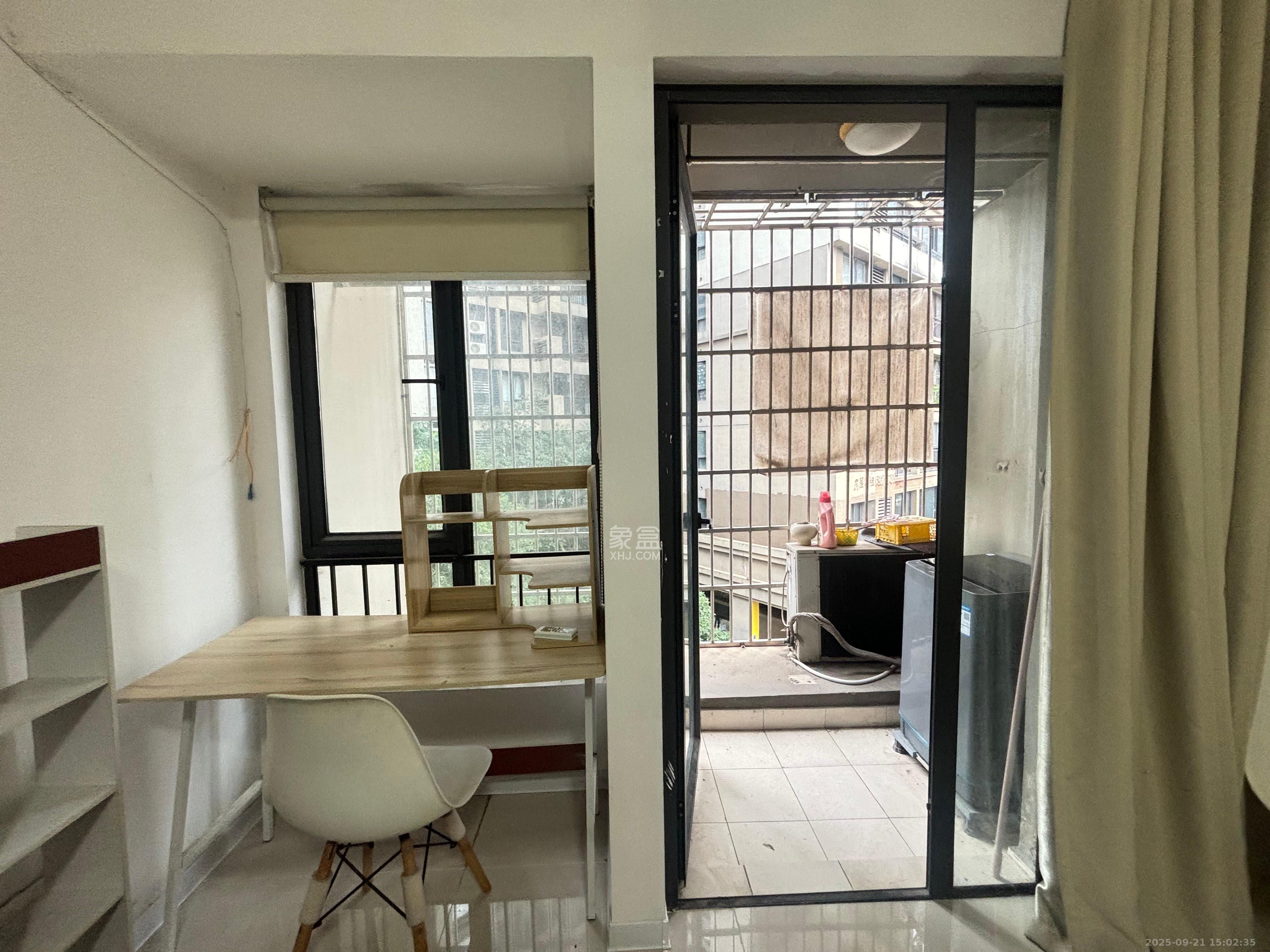 万科城市花园 1室1厅1卫 1200.0元/月 万科城市花园 1室1厅1卫 1200.0元/月室内图