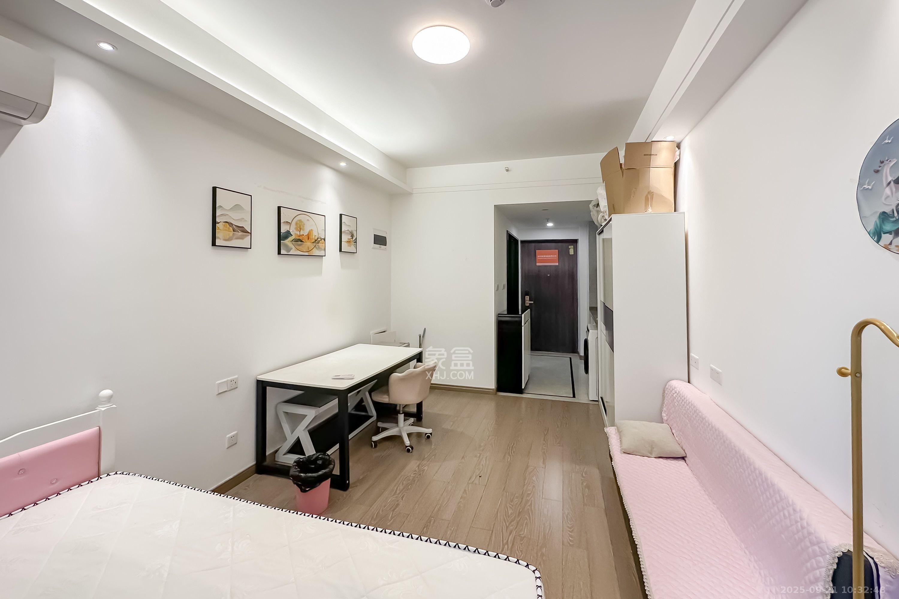 映客龙湖璟翠公馆（映客龙湖璟翠中心）   38.85㎡      1400.0元/月室内图