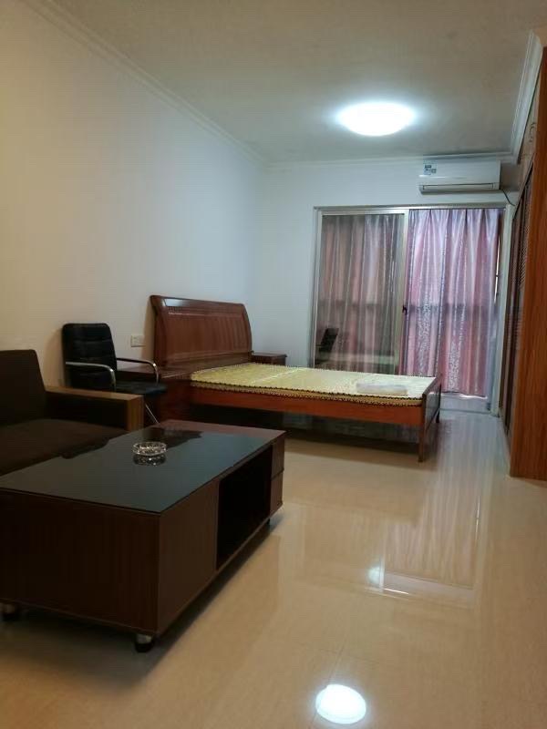 宇元万向城  1室1厅1卫    1300.0元/月