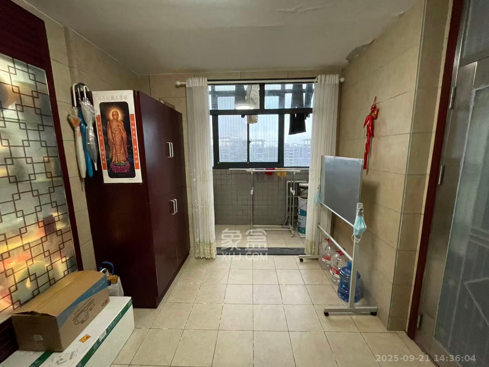 湘江世纪城星江苑  4室2厅2卫    3500.0元/月室内图