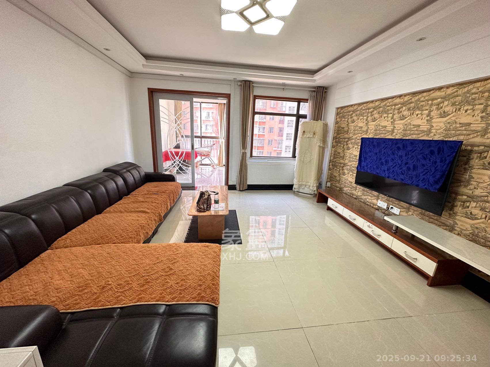 德庆水韵山城 1室2厅2卫 2400.0元/月 德庆水韵山城 1室2厅2卫 2400.0元/月室内图