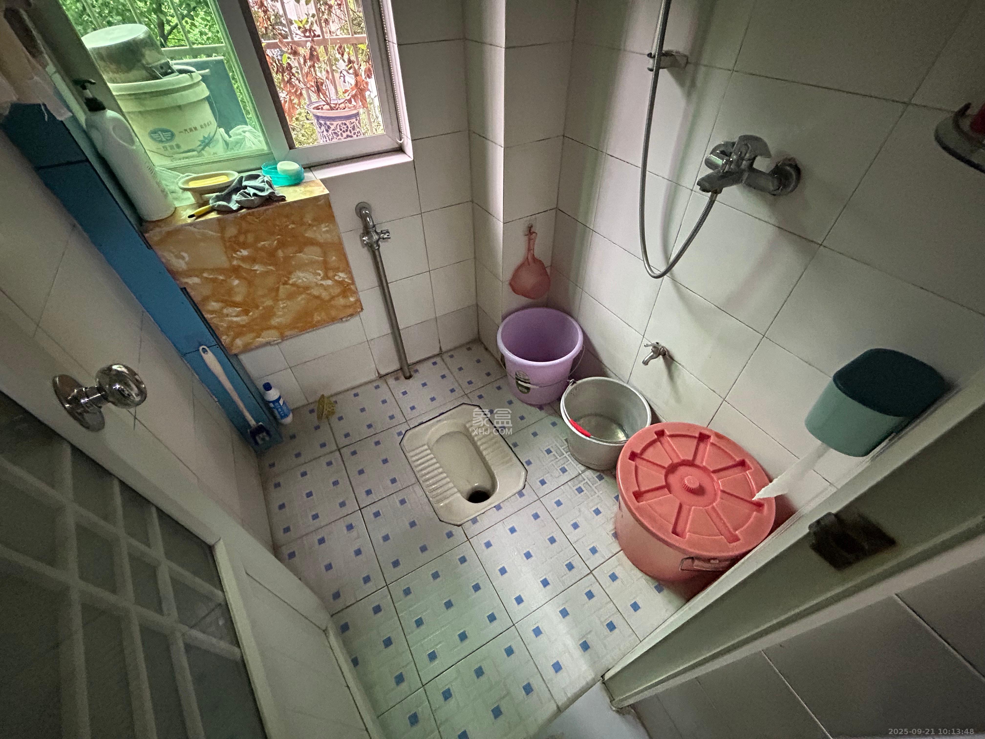 富湘园  3室2厅2卫    3000.0元/月室内图