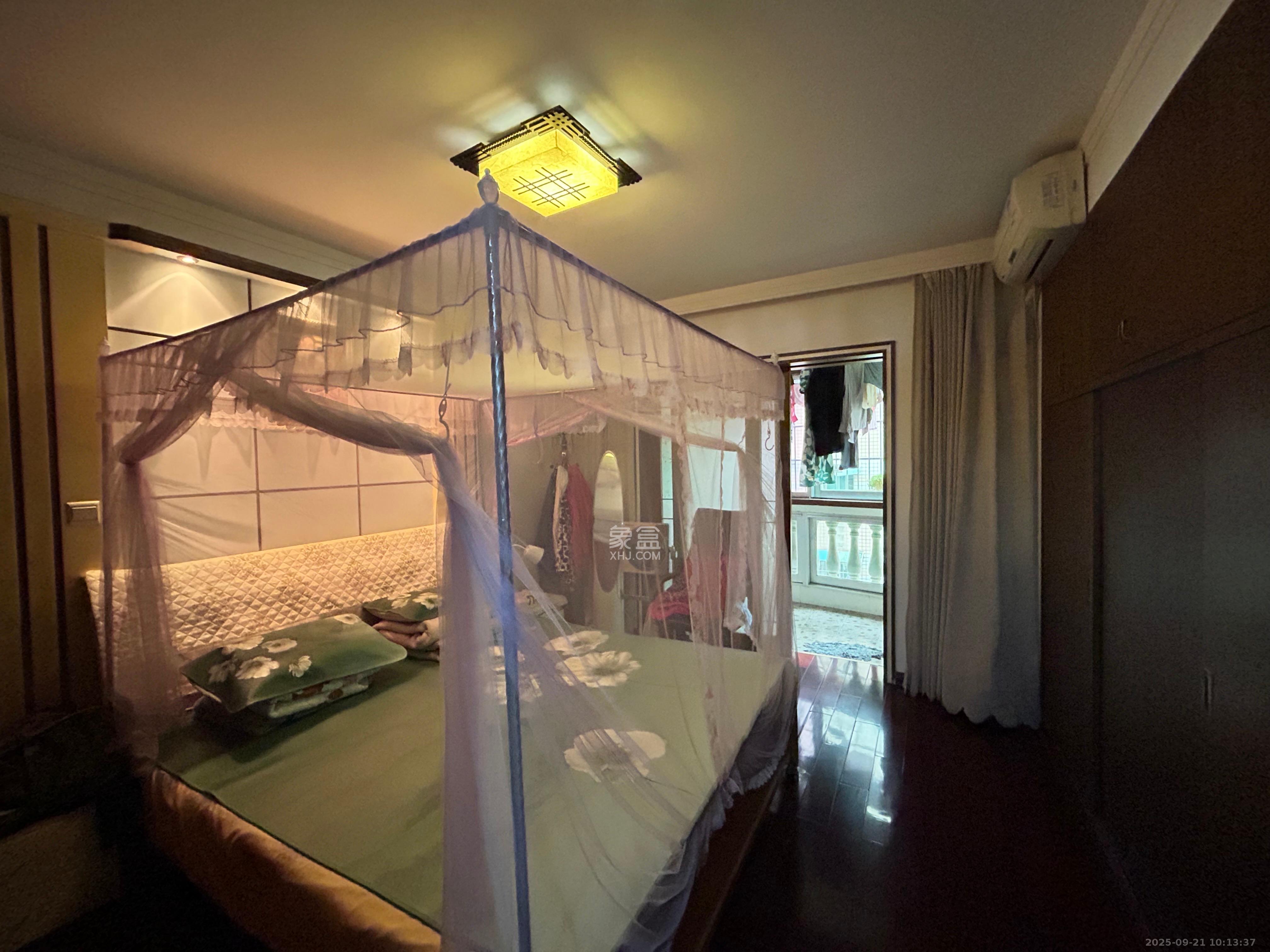 富湘园 3室2厅2卫 3000.0元/月 富湘园 3室2厅2卫 3000.0元/月室内图