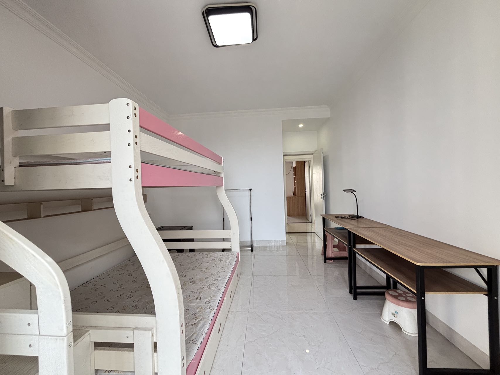 伊泰天骄一期 3室2厅2卫 145.0万 伊泰天骄一期 3室2厅2卫 145.0万室内图