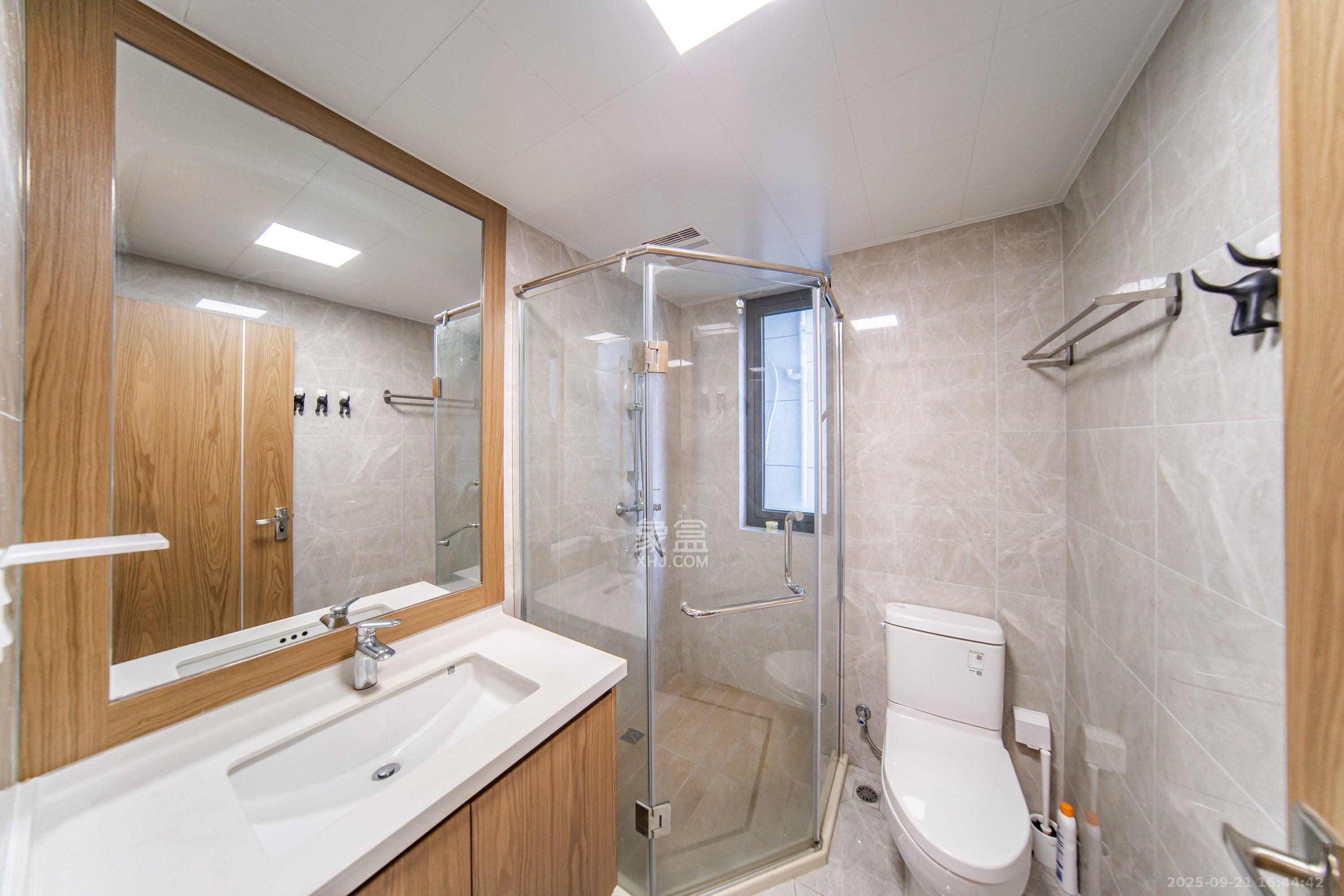 中海阅江府  3室2厅2卫    4300.0元/月室内图