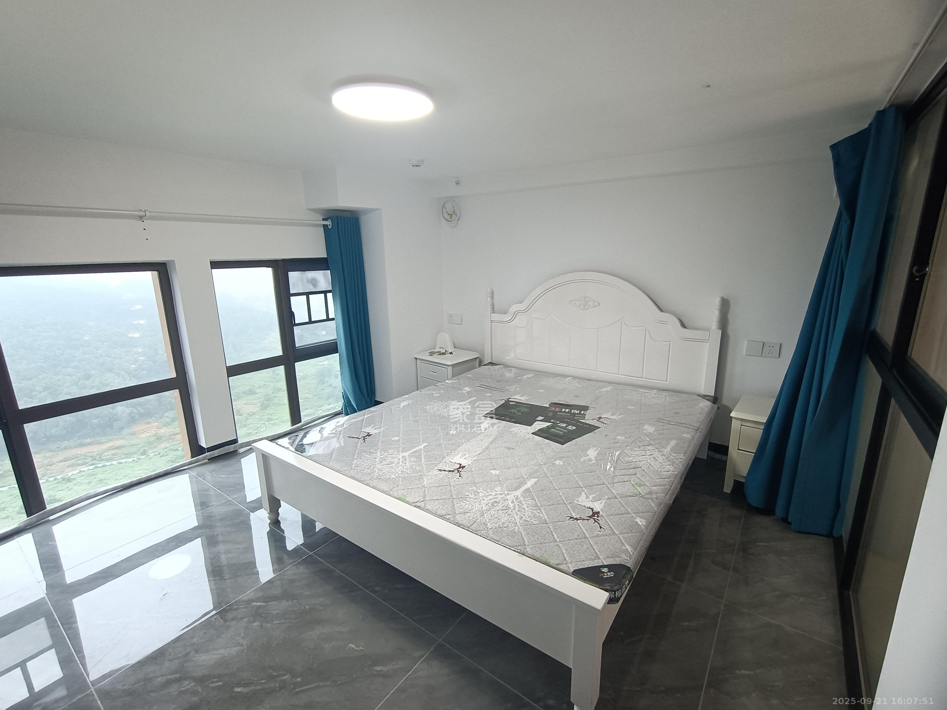 福晟钱隆国际（晟冉景苑）  2室2厅1卫    2000.0元/月室内图