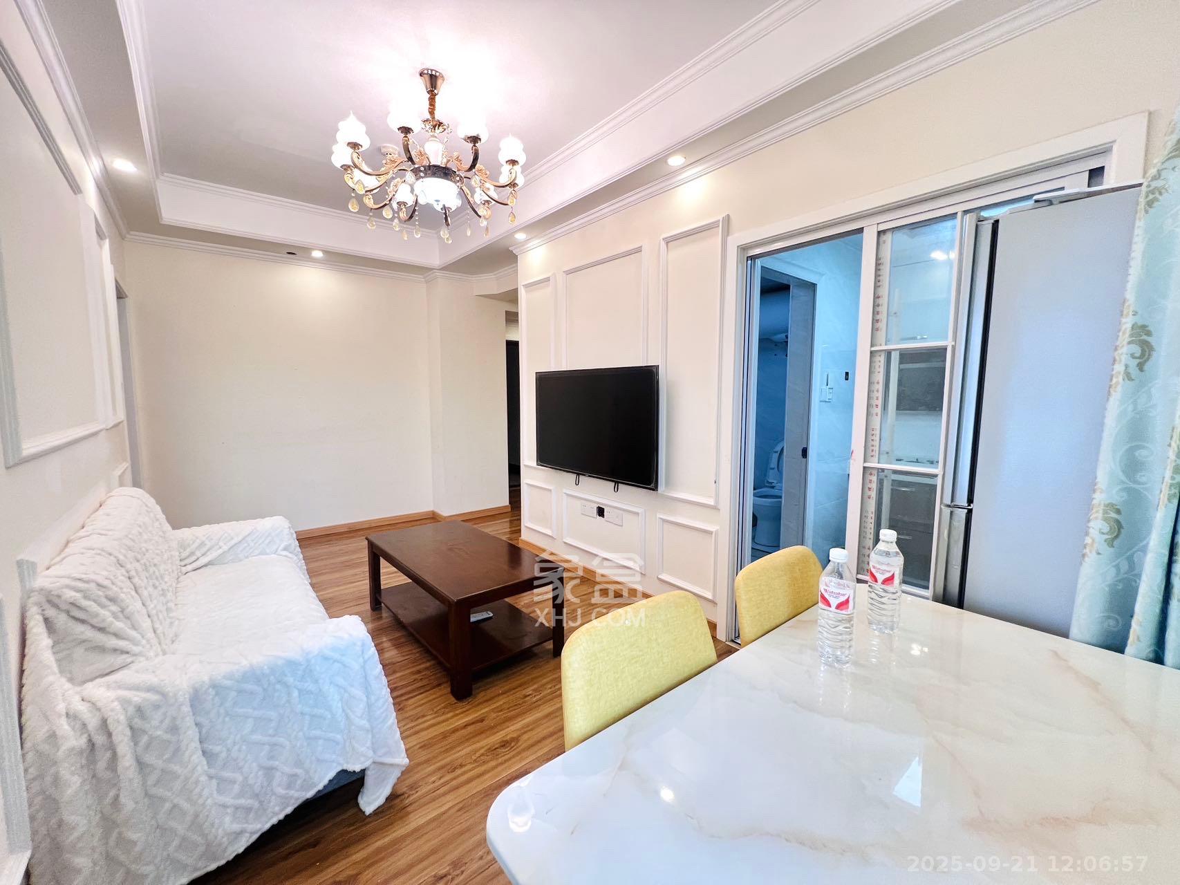 裕天国际商汇中心 2室1厅1卫 1800.0元/月 裕天国际商汇中心 2室1厅1卫 1800.0元/月室内图