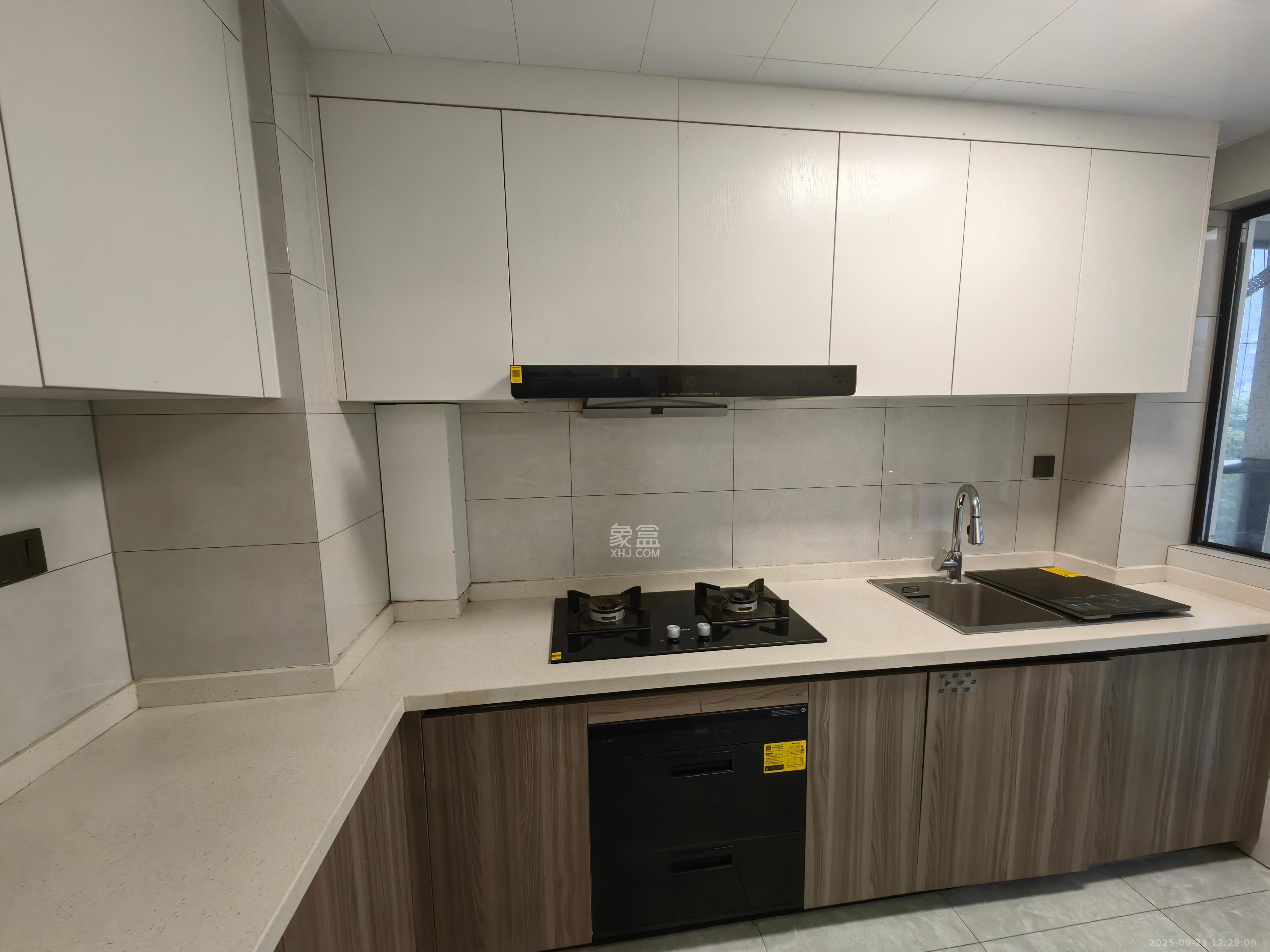 金富湘江悦城 4室2厅2卫 3200.0元/月 金富湘江悦城 4室2厅2卫 3200.0元/月室内图