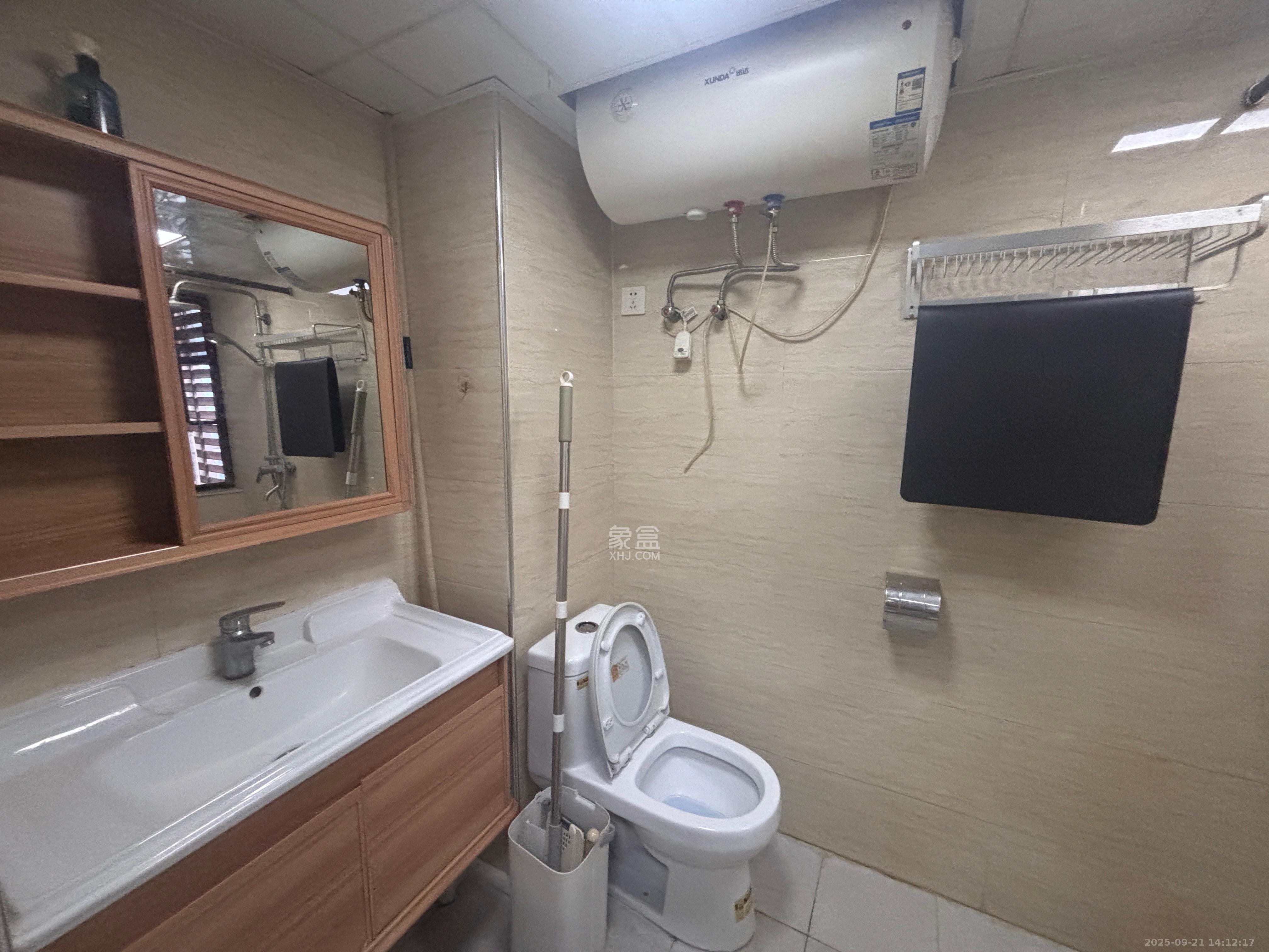 高升时代广场（冠铭商务中心）  1室0厅0卫    1300.0元/月室内图