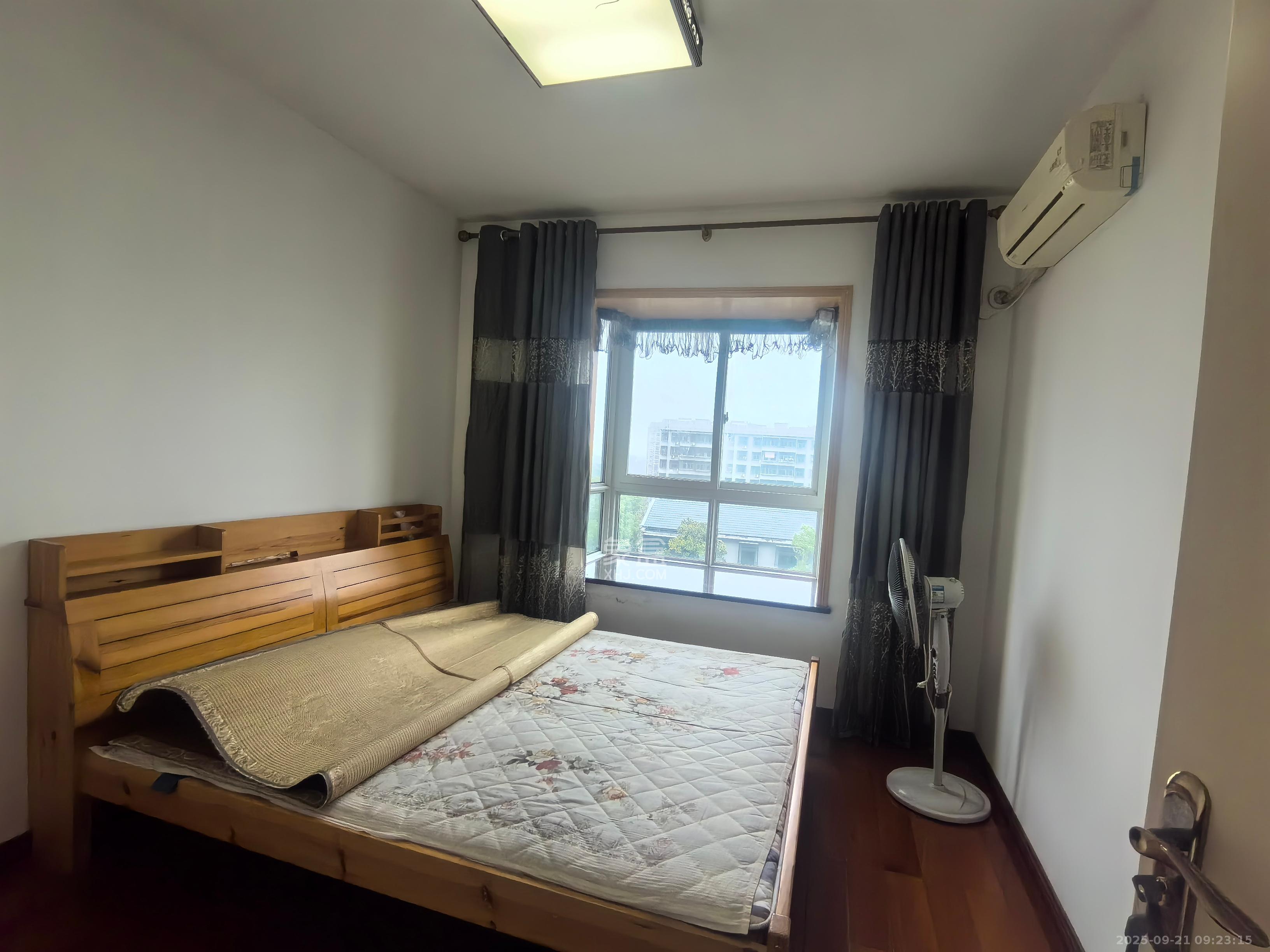 中悦领秀金都 3室2厅2卫 1800.0元/月 中悦领秀金都 3室2厅2卫 1800.0元/月室内图