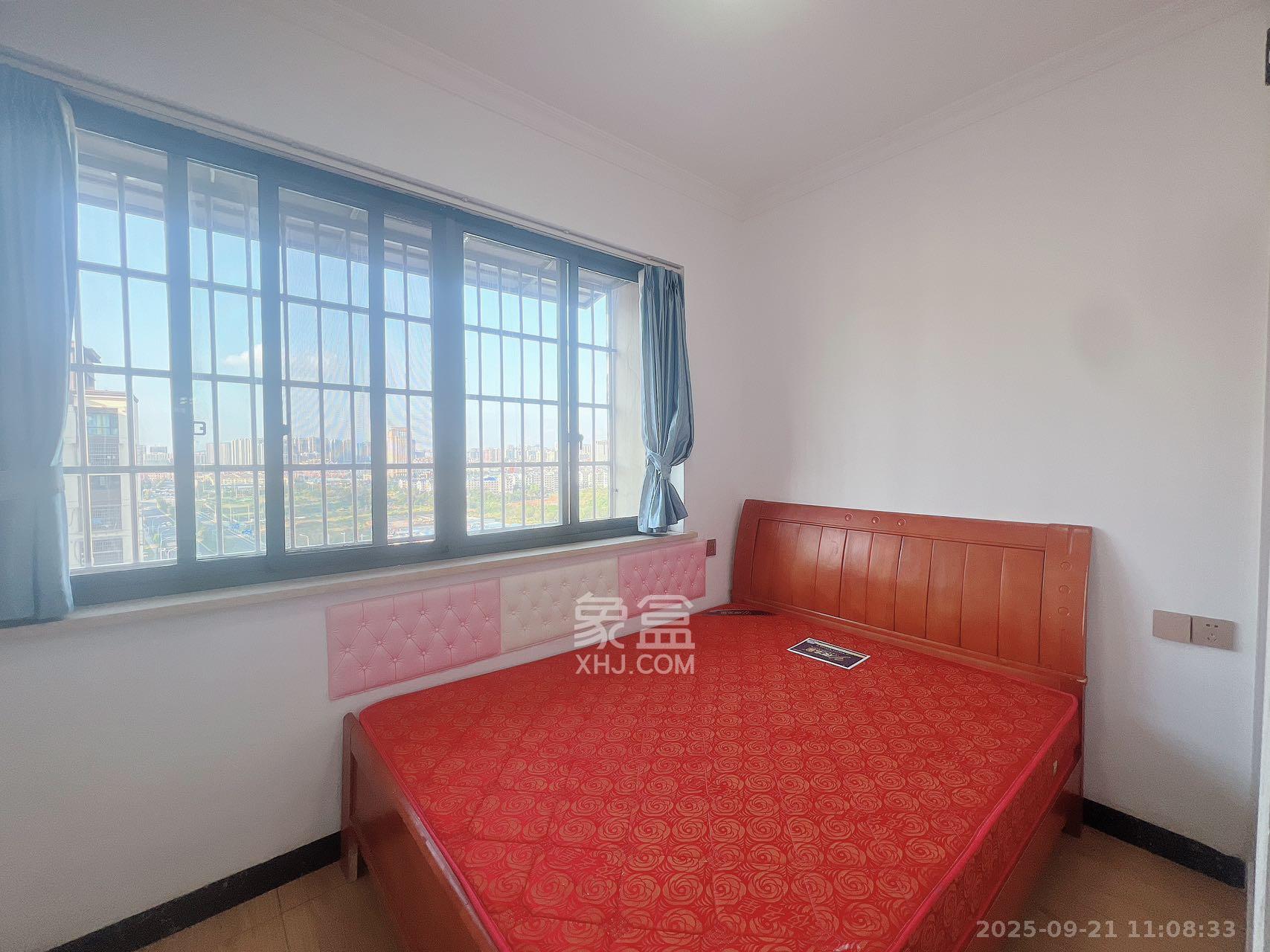 桥头家苑一期  4室0厅0卫    1800.0元/月室内图