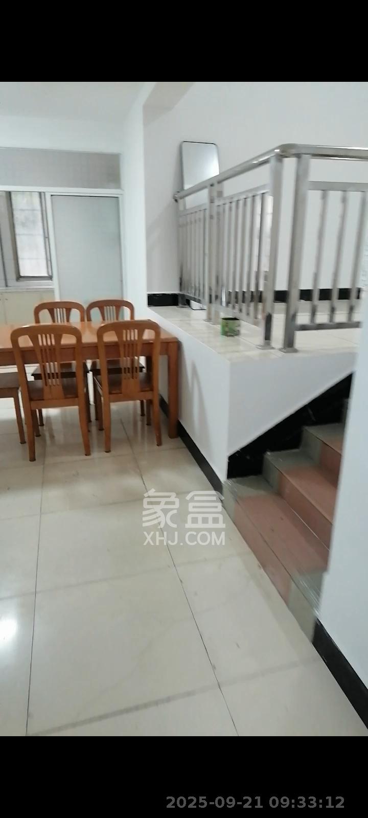 新悦家园 3室2厅2卫 2600.0元/月 新悦家园 3室2厅2卫 2600.0元/月室内图