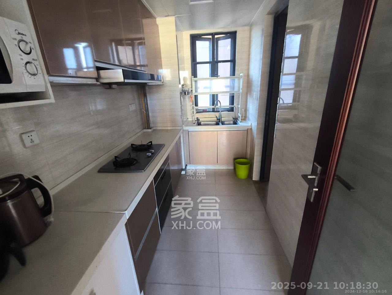 珠江郦城薰衣道 3室2厅2卫 3200.0元/月 珠江郦城薰衣道 3室2厅2卫 3200.0元/月室内图