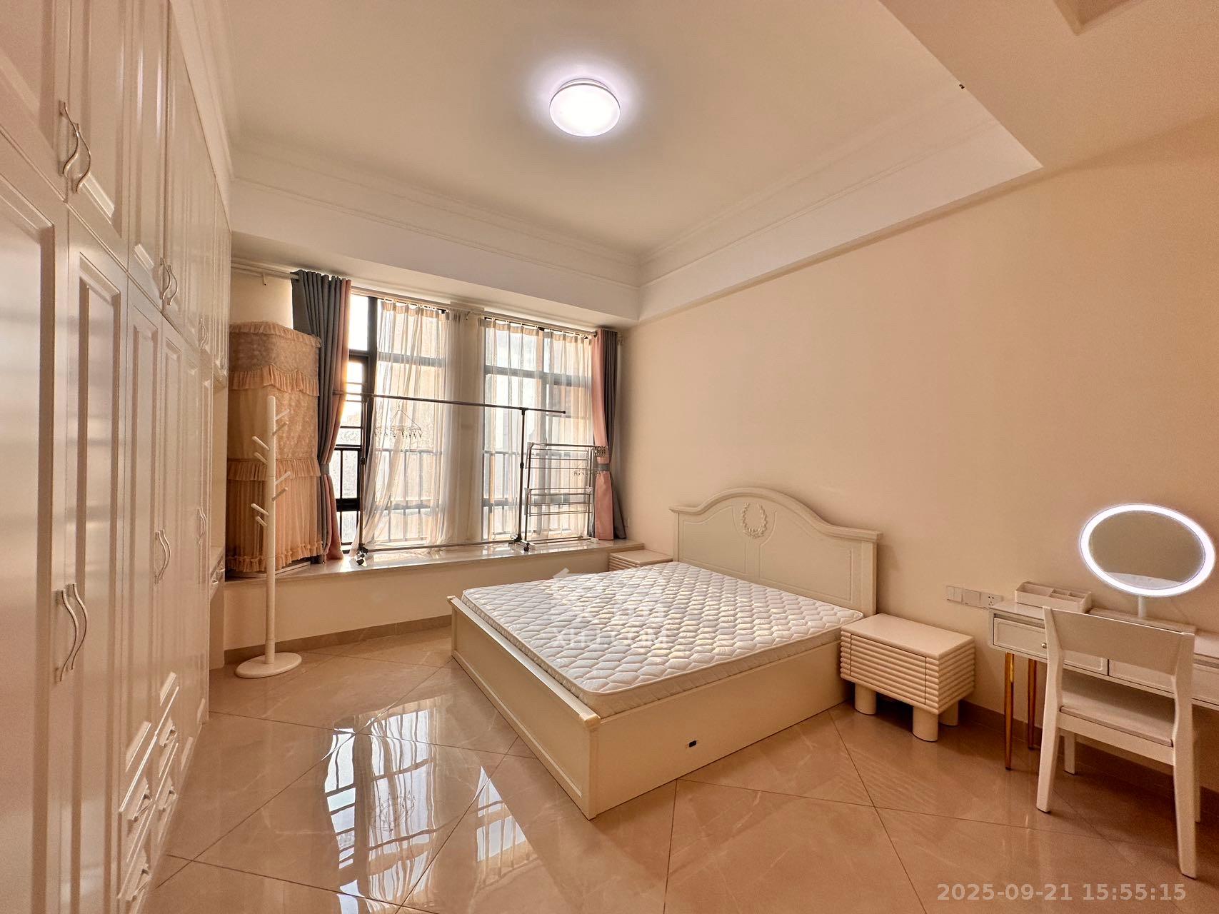 荣悦台 1室1厅1卫 1800.0元/月 荣悦台 1室1厅1卫 1800.0元/月室内图