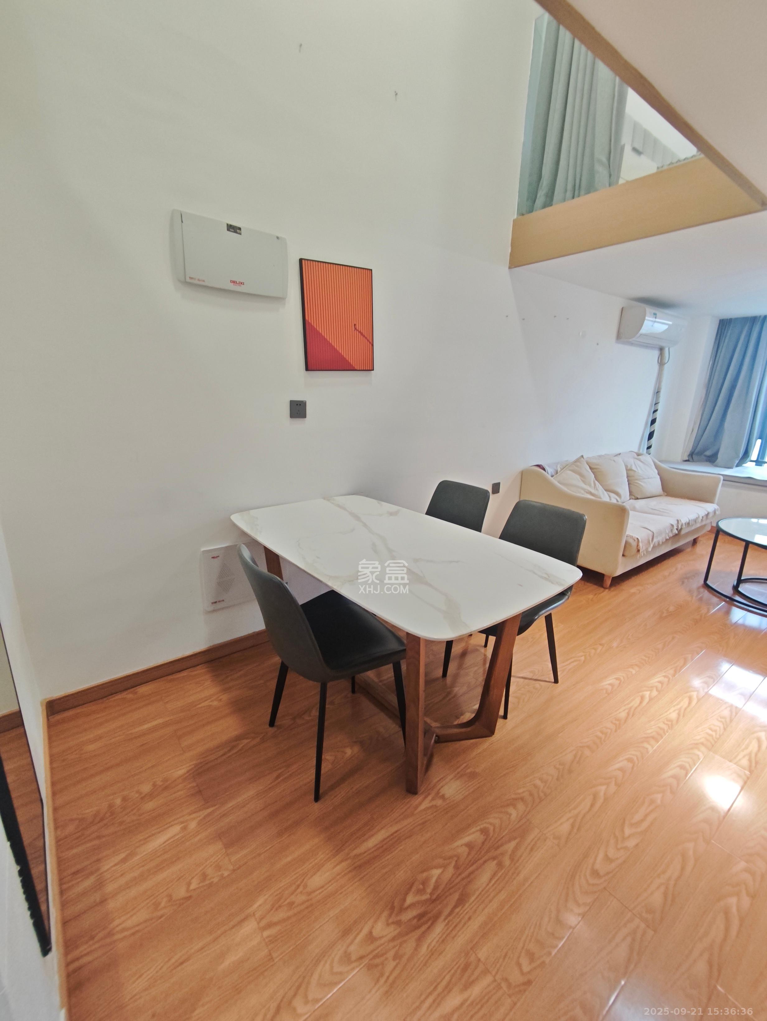 阳光城檀悦  1室1厅1卫    2800.0元/月室内图