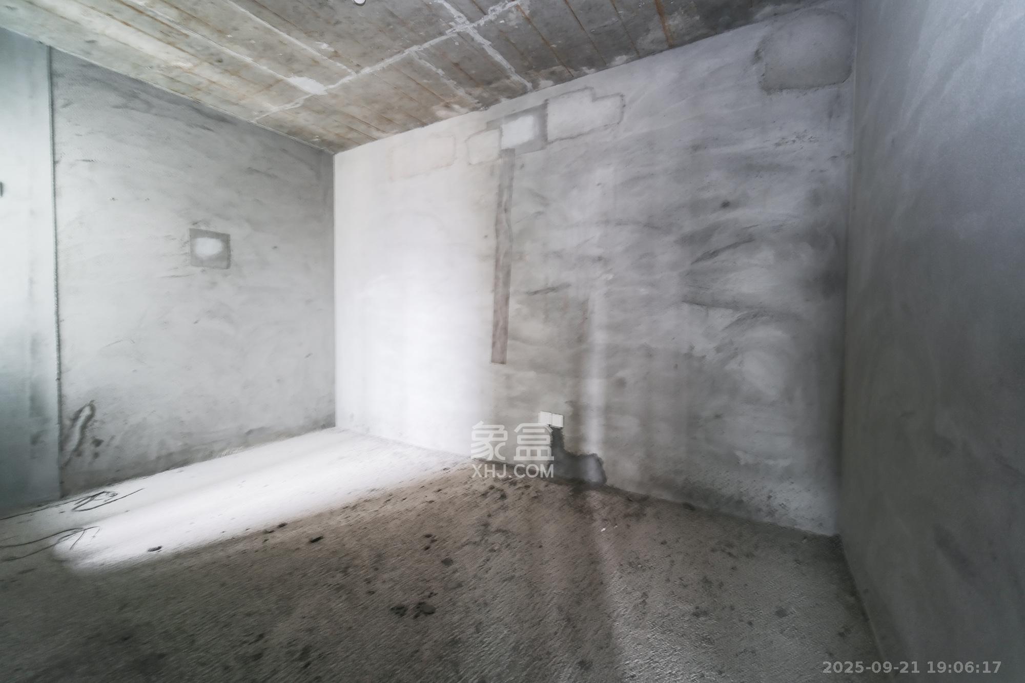 爱情公望府 3室2厅2卫 88.8万 爱情公望府 3室2厅2卫 88.8万卧室