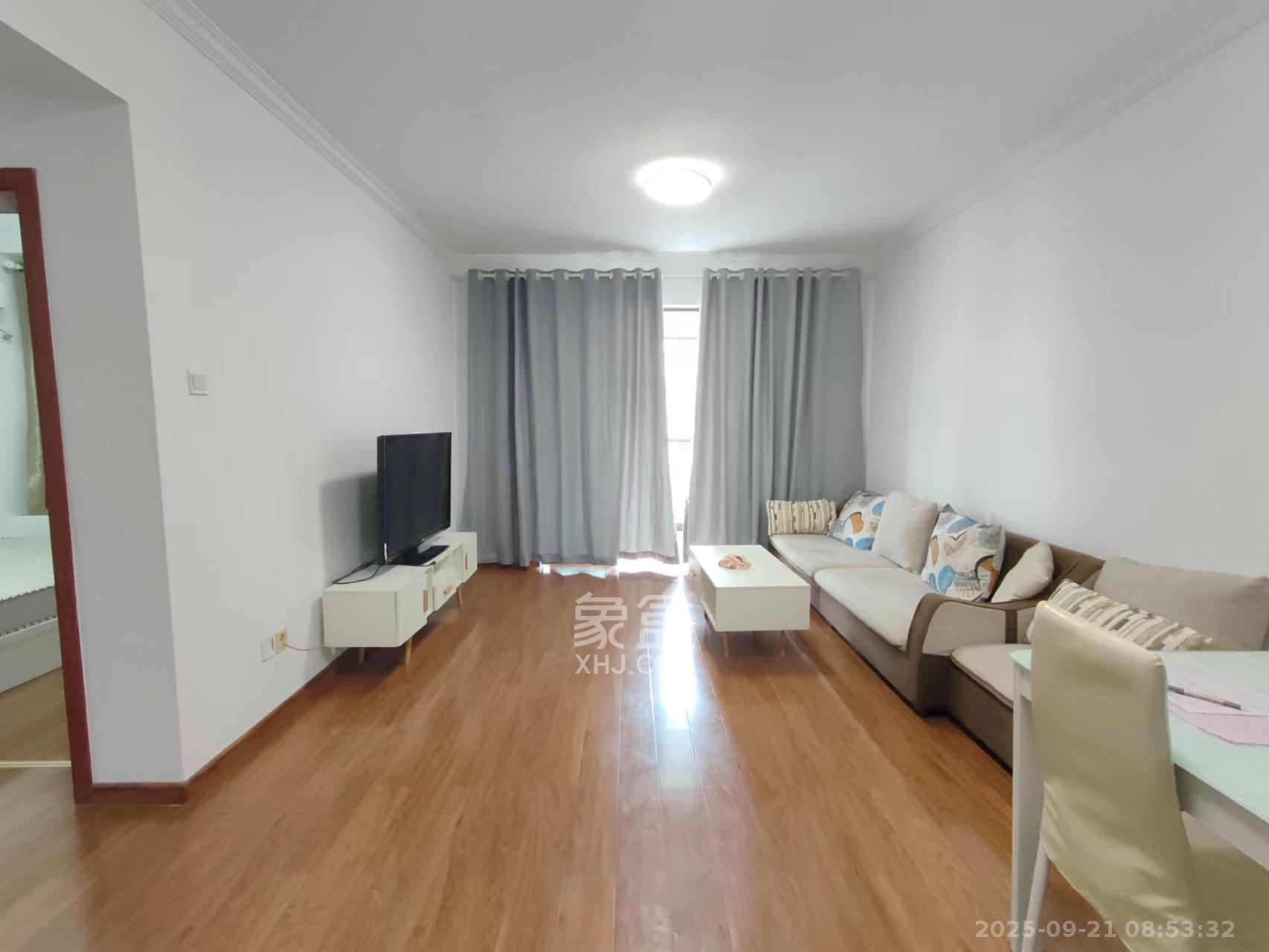 长房时代城 2室2厅1卫 2200.0元/月 长房时代城 2室2厅1卫 2200.0元/月室内图