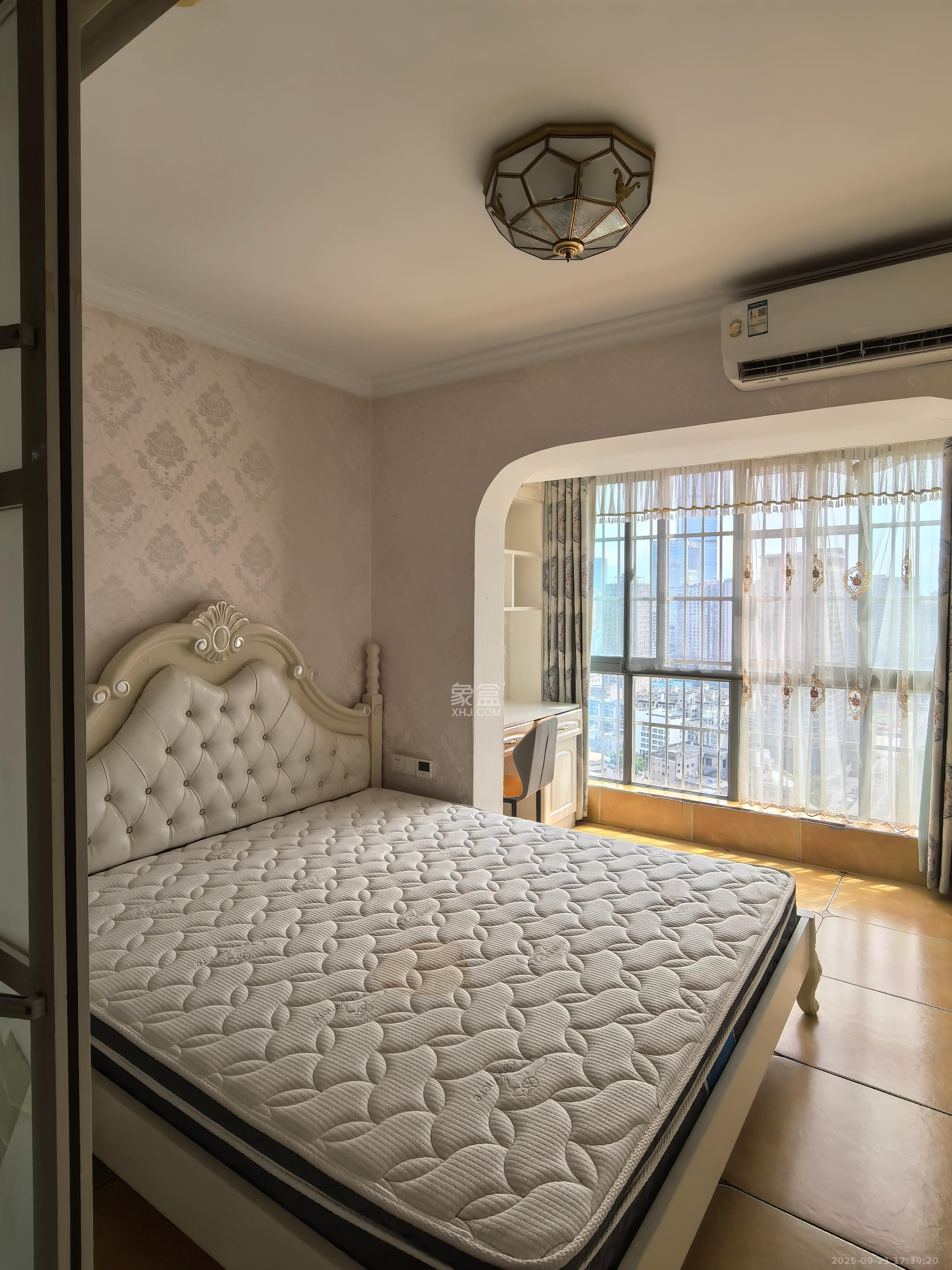 少帅府  4室2厅2卫    4500.0元/月室内图