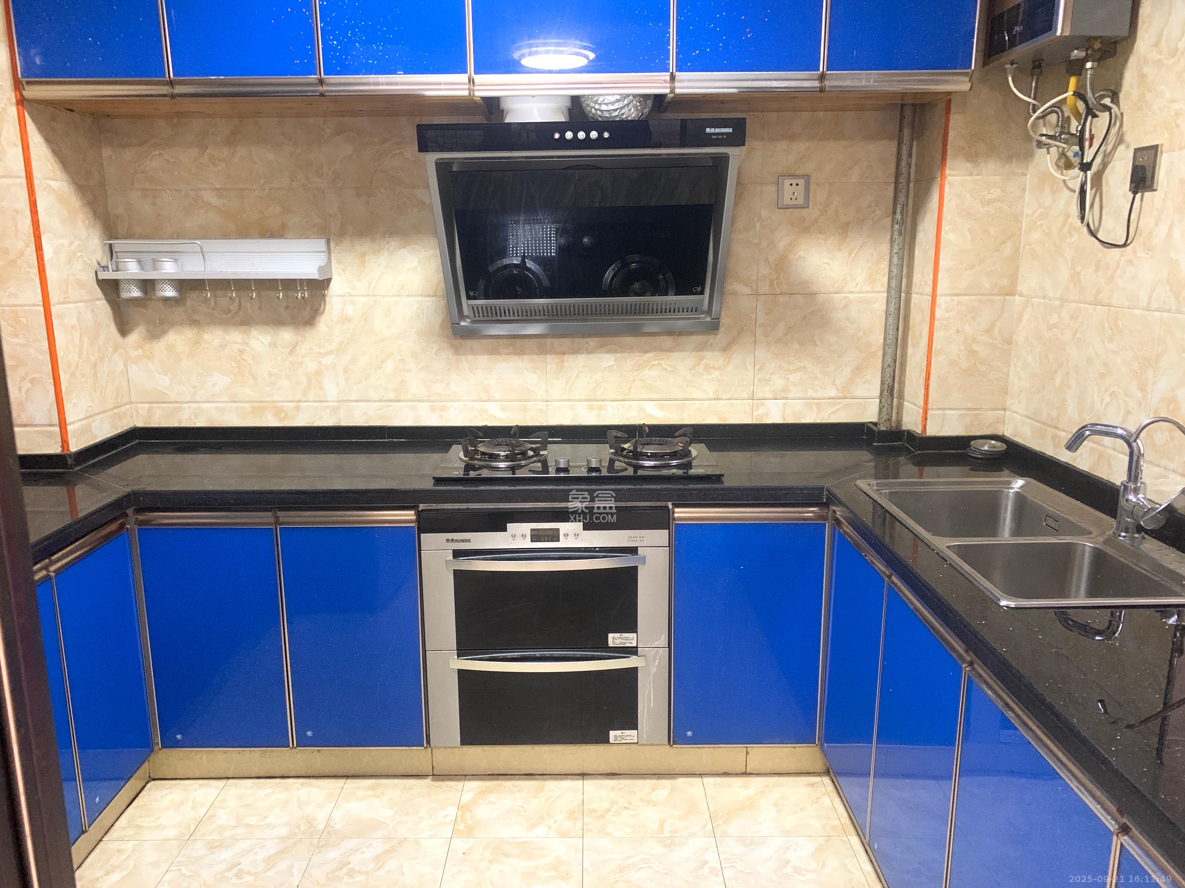 水岸世景 1室2厅2卫 1800.0元/月 水岸世景 1室2厅2卫 1800.0元/月室内图