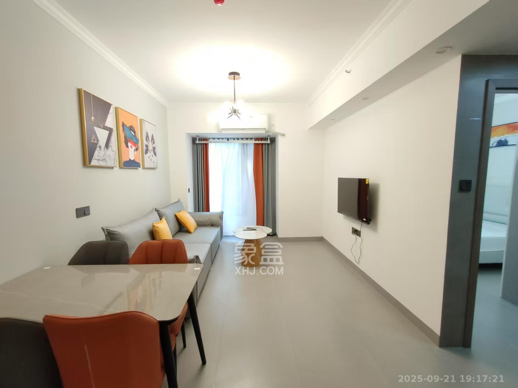 碧桂园城市之光 2室1厅1卫 2600.0元/月 碧桂园城市之光 2室1厅1卫 2600.0元/月室内图