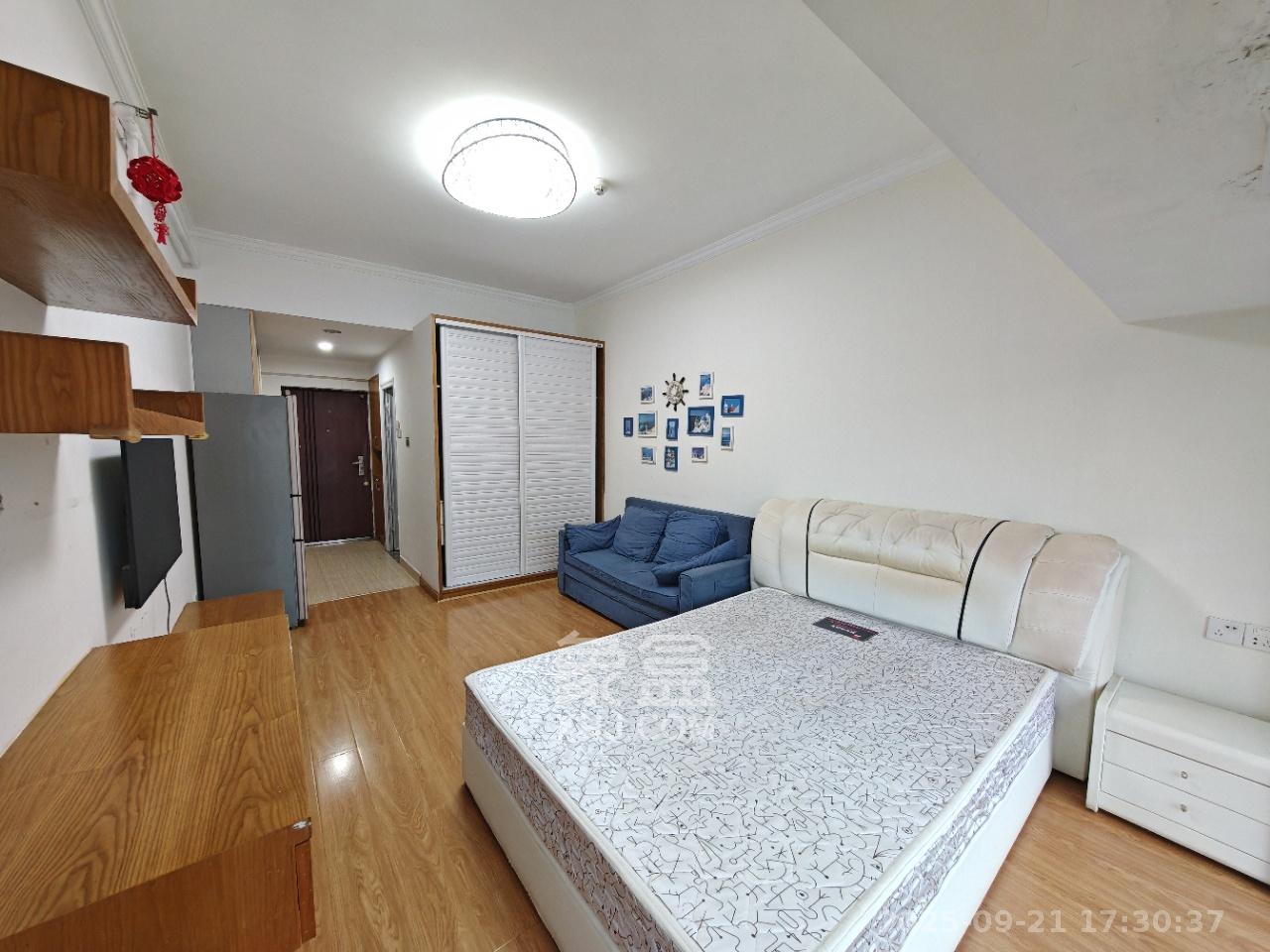 达美D6区  1室1厅1卫    1500.0元/月室内图