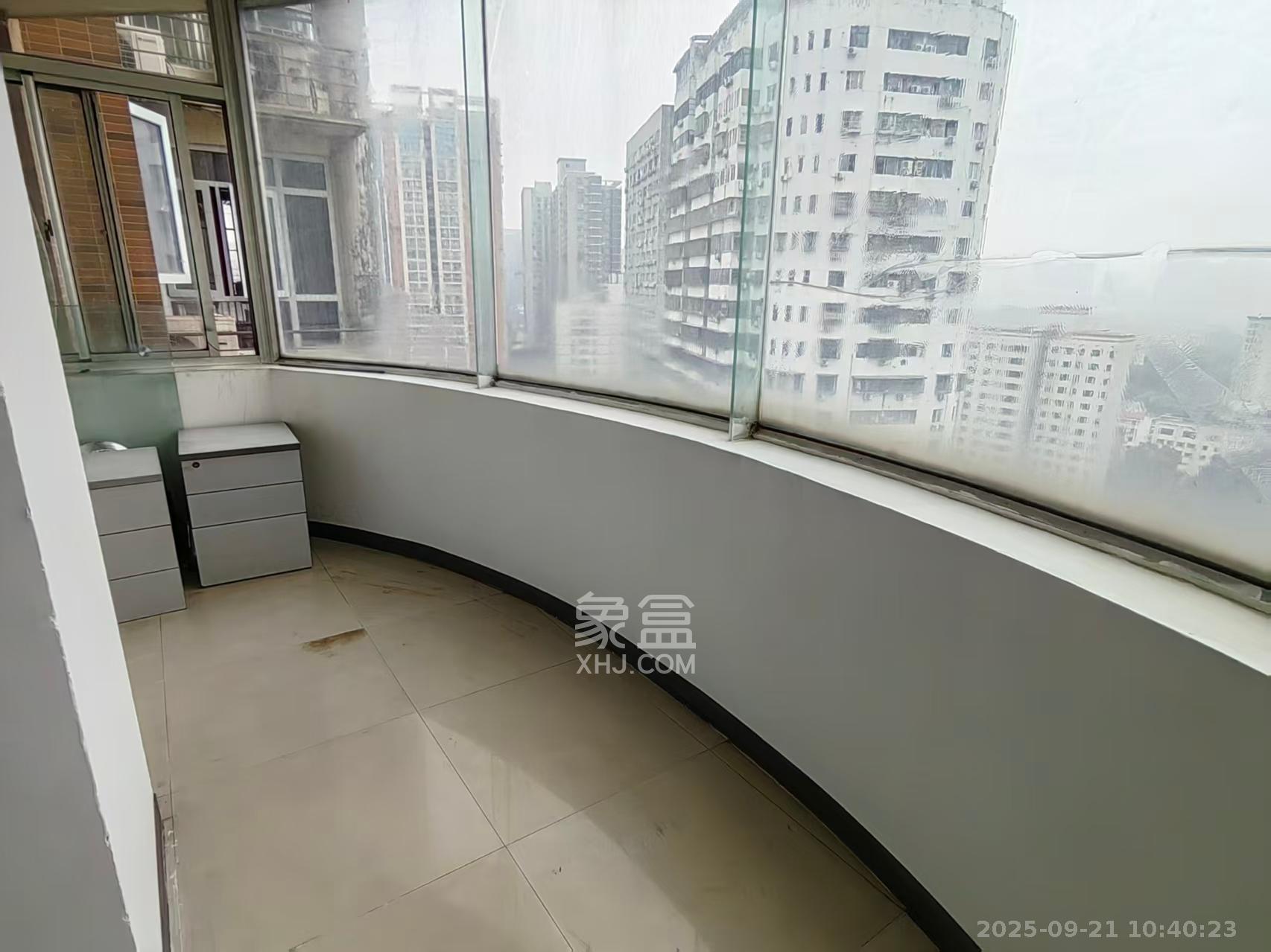 都市阳光大厦 1室1厅1卫 1450.0元/月 都市阳光大厦 1室1厅1卫 1450.0元/月室内图