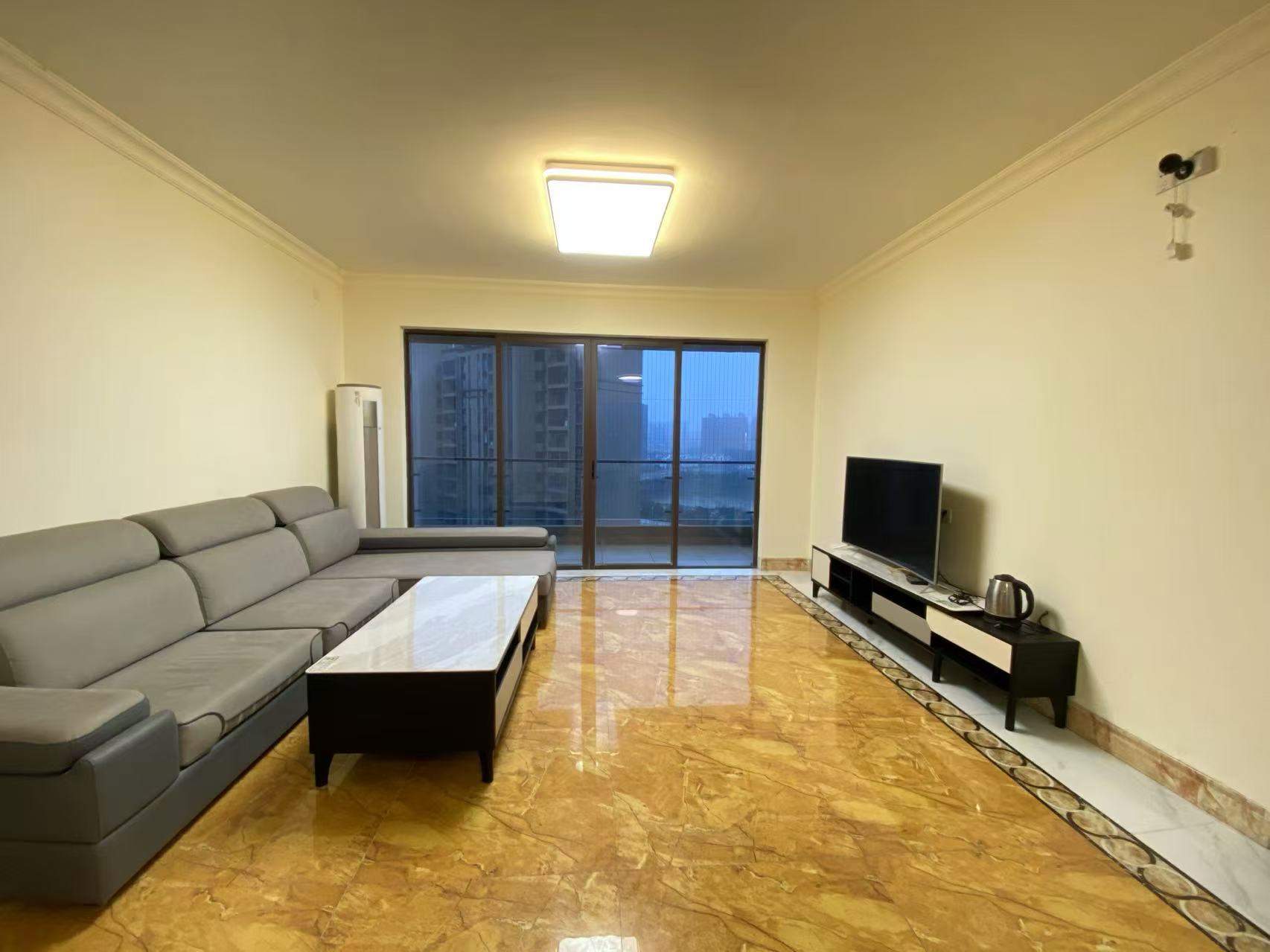 华耀碧桂园十里江湾天汇  4室2厅2卫    108.8万