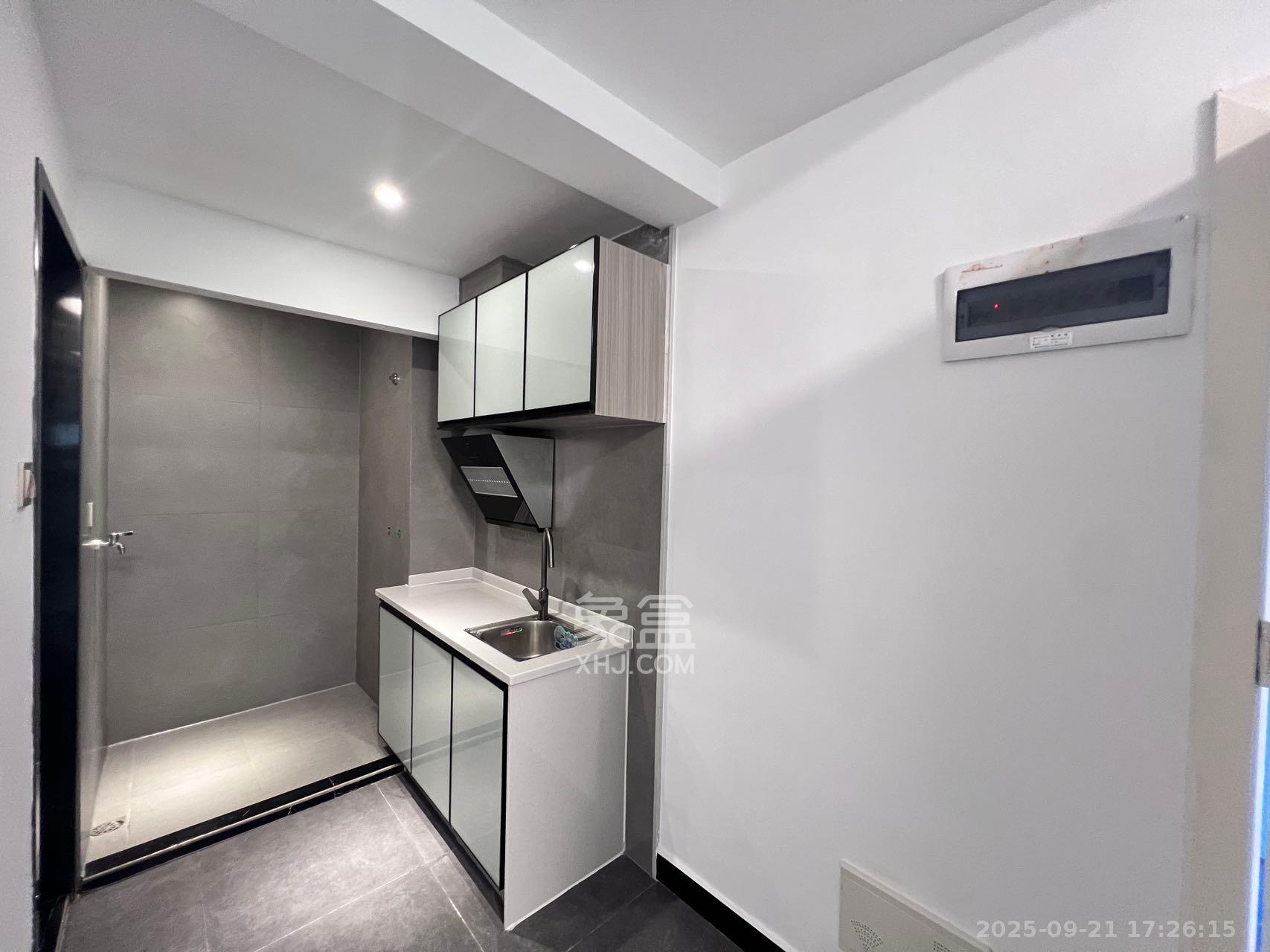 裕天国际商汇中心  1室1厅1卫    1700.0元/月室内图