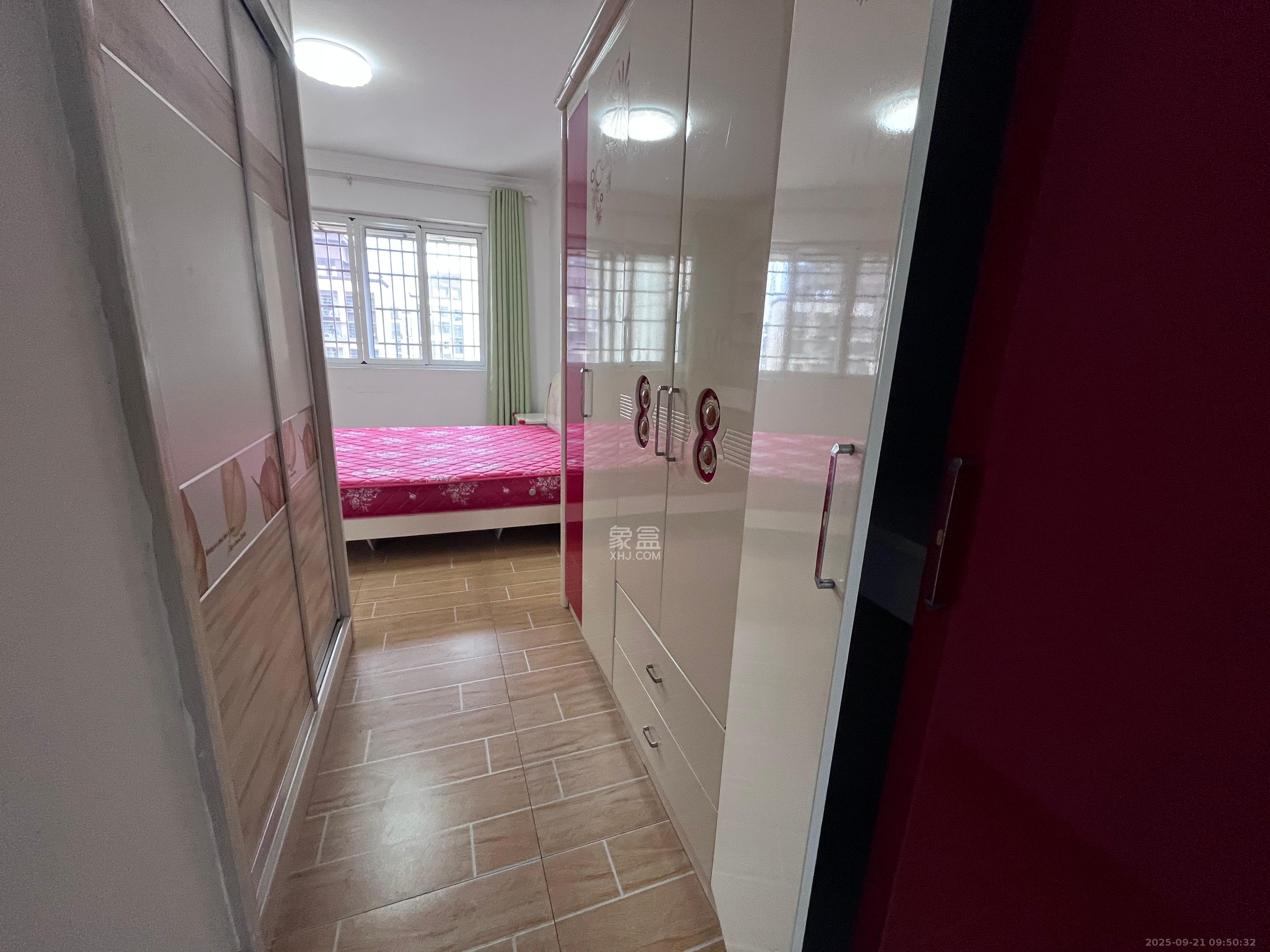 桥头家苑一期  3室2厅2卫    2300.0元/月 桥头家苑一期  3室2厅2卫    2300.0元/月室内图