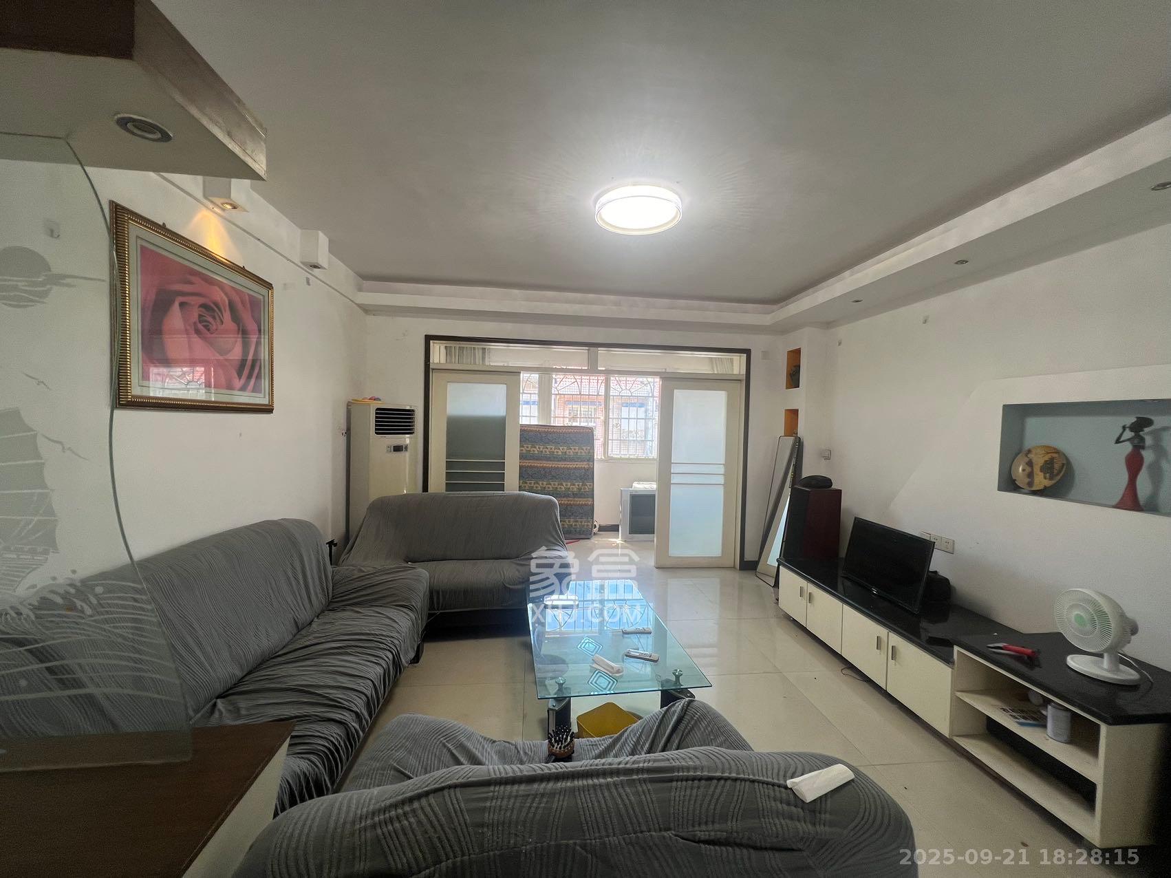 中天佳园 3室2厅0卫 1500.0元/月 中天佳园 3室2厅0卫 1500.0元/月室内图