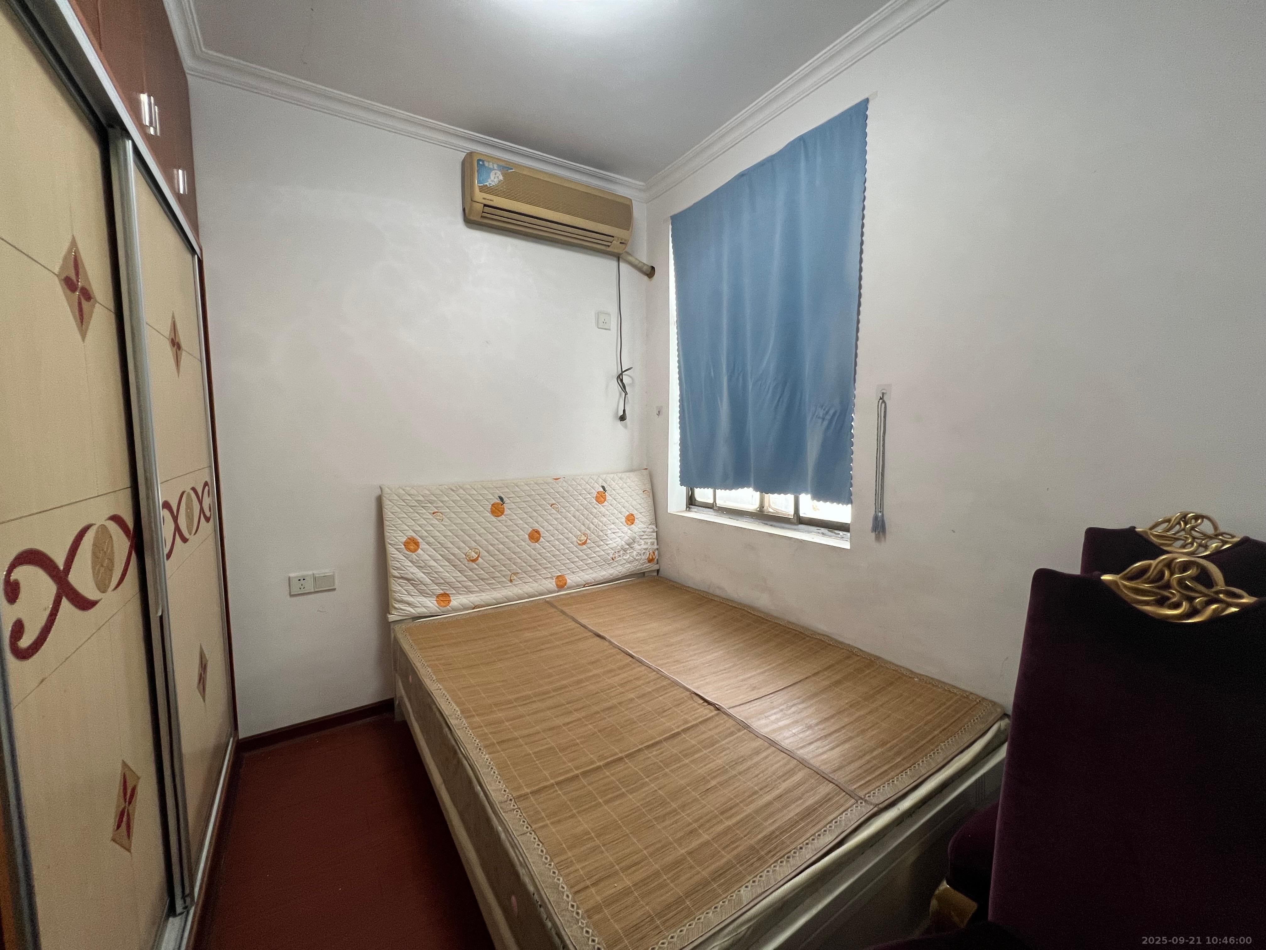 荷叶小区 2室2厅1卫 1000.0元/月 荷叶小区 2室2厅1卫 1000.0元/月室内图