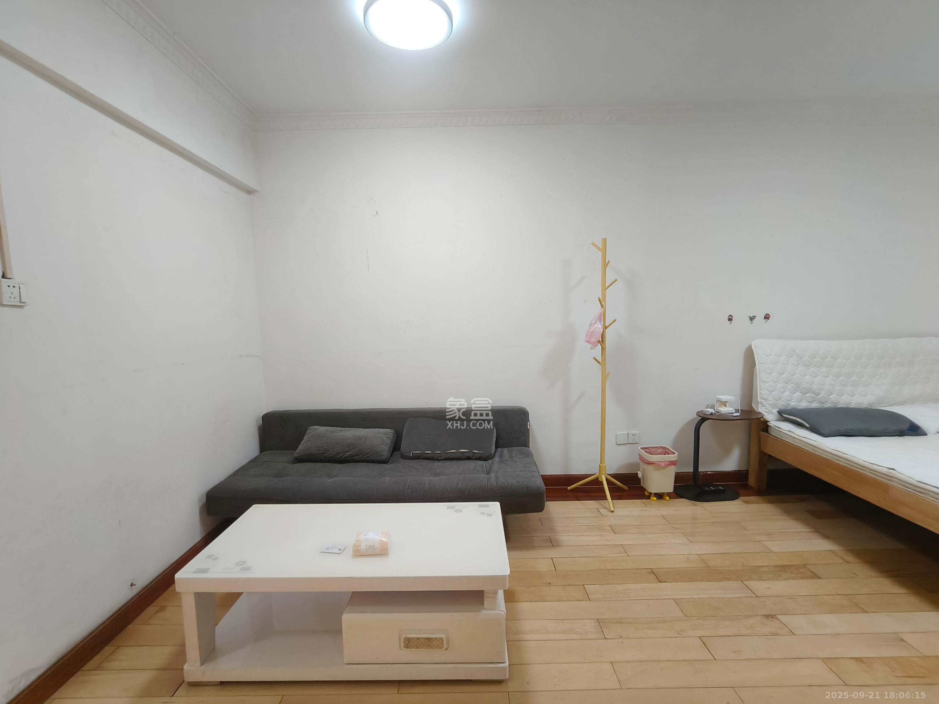 I尚国际(元泰大厦) 1室1厅1卫 1300.0元/月 I尚国际(元泰大厦) 1室1厅1卫 1300.0元/月室内图