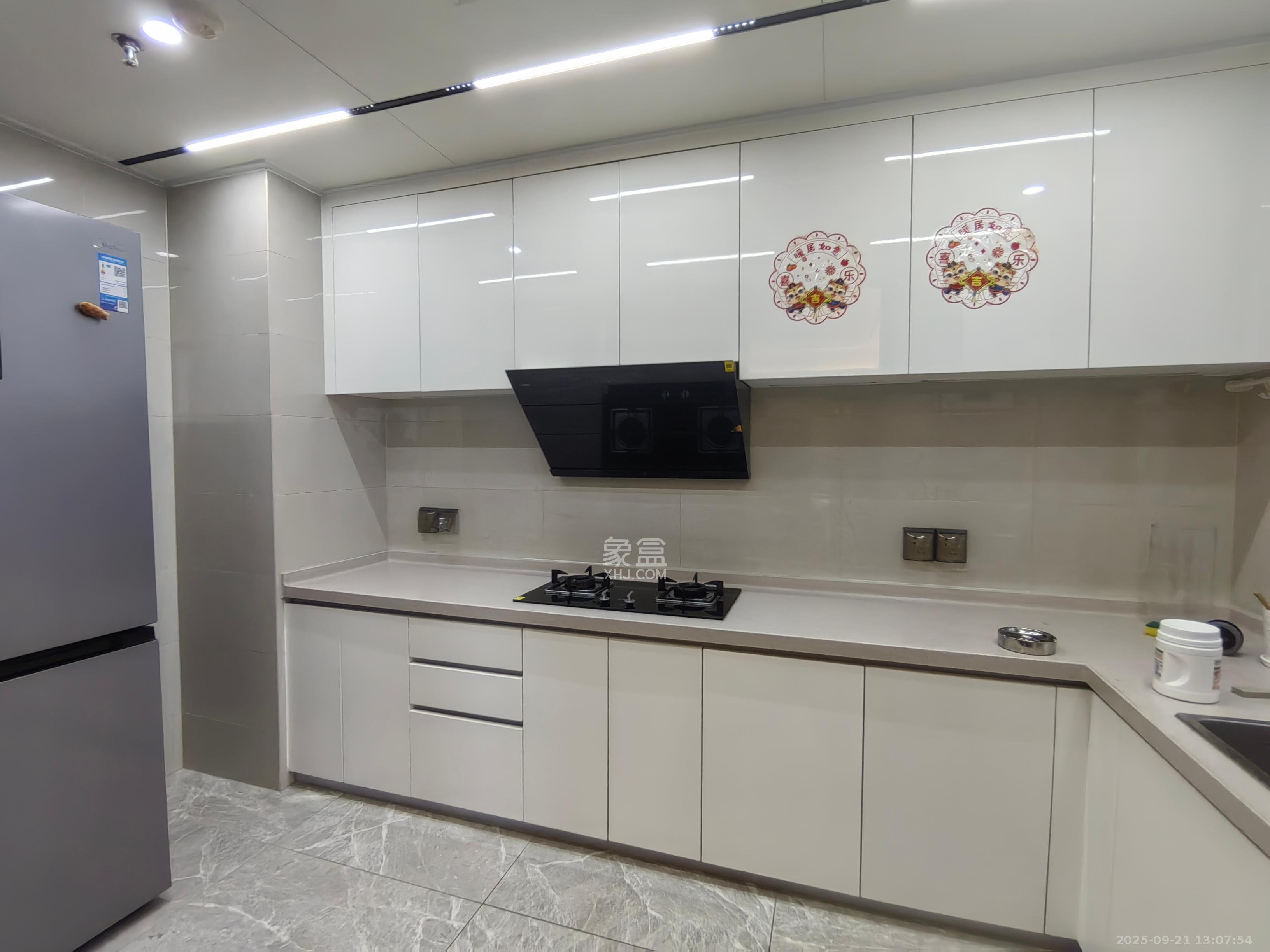 梅溪湖金茂湾  4室0厅0卫    15000.0元/月 梅溪湖金茂湾  4室0厅0卫    15000.0元/月室内图