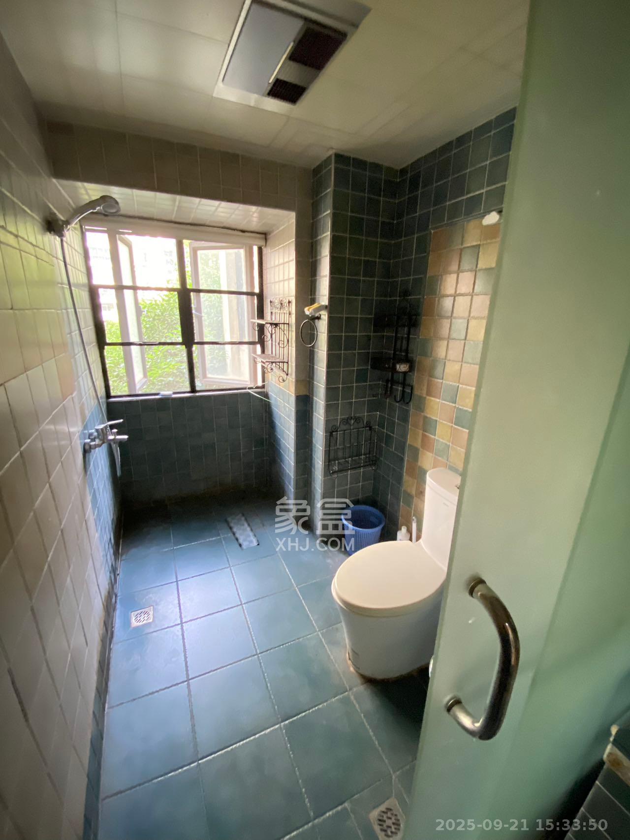 归心苑  4室2厅2卫    2600.0元/月室内图