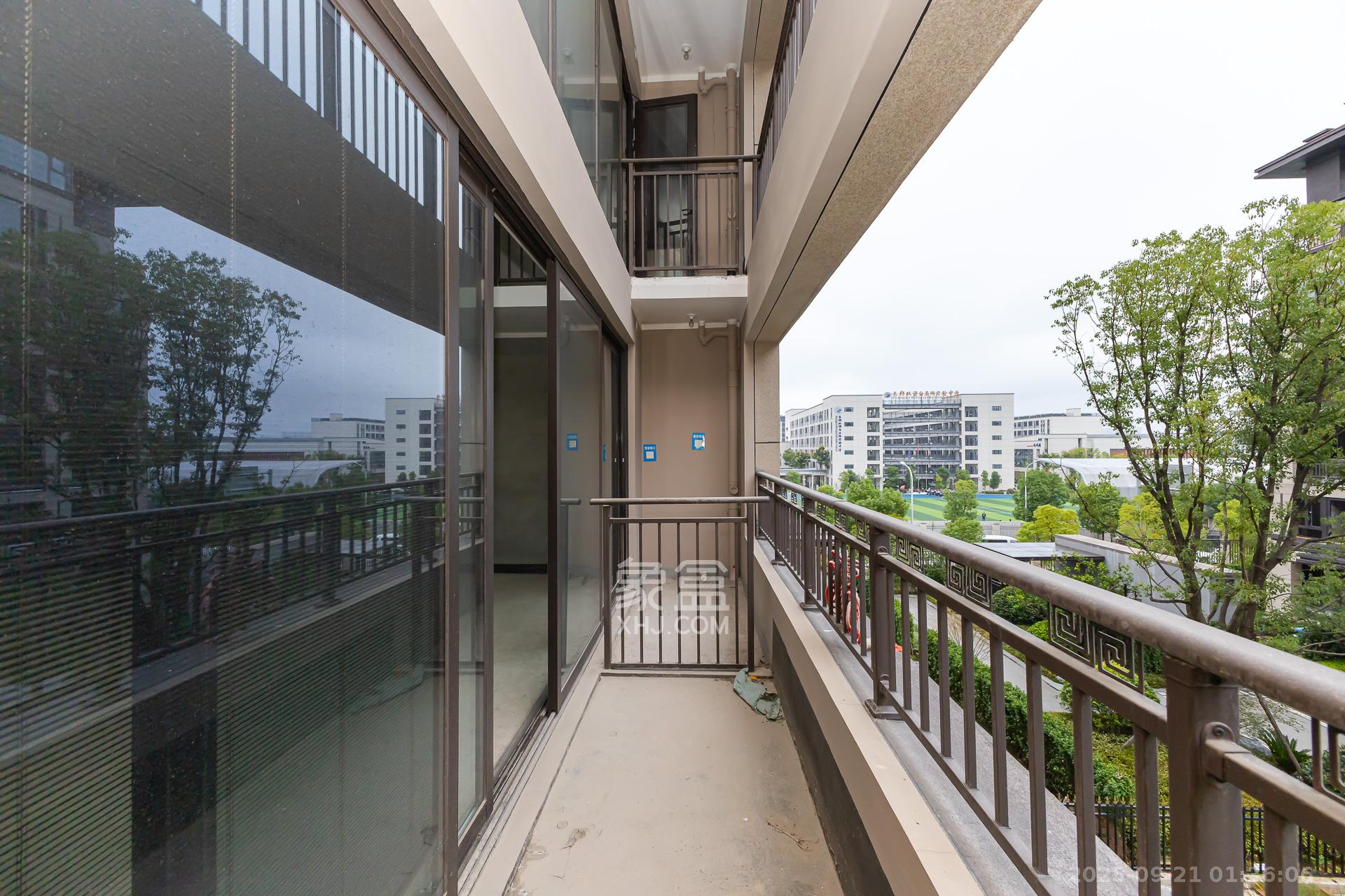 时代建发和著 4室2厅2卫 310.0万 时代建发和著 4室2厅2卫 310.0万阳台