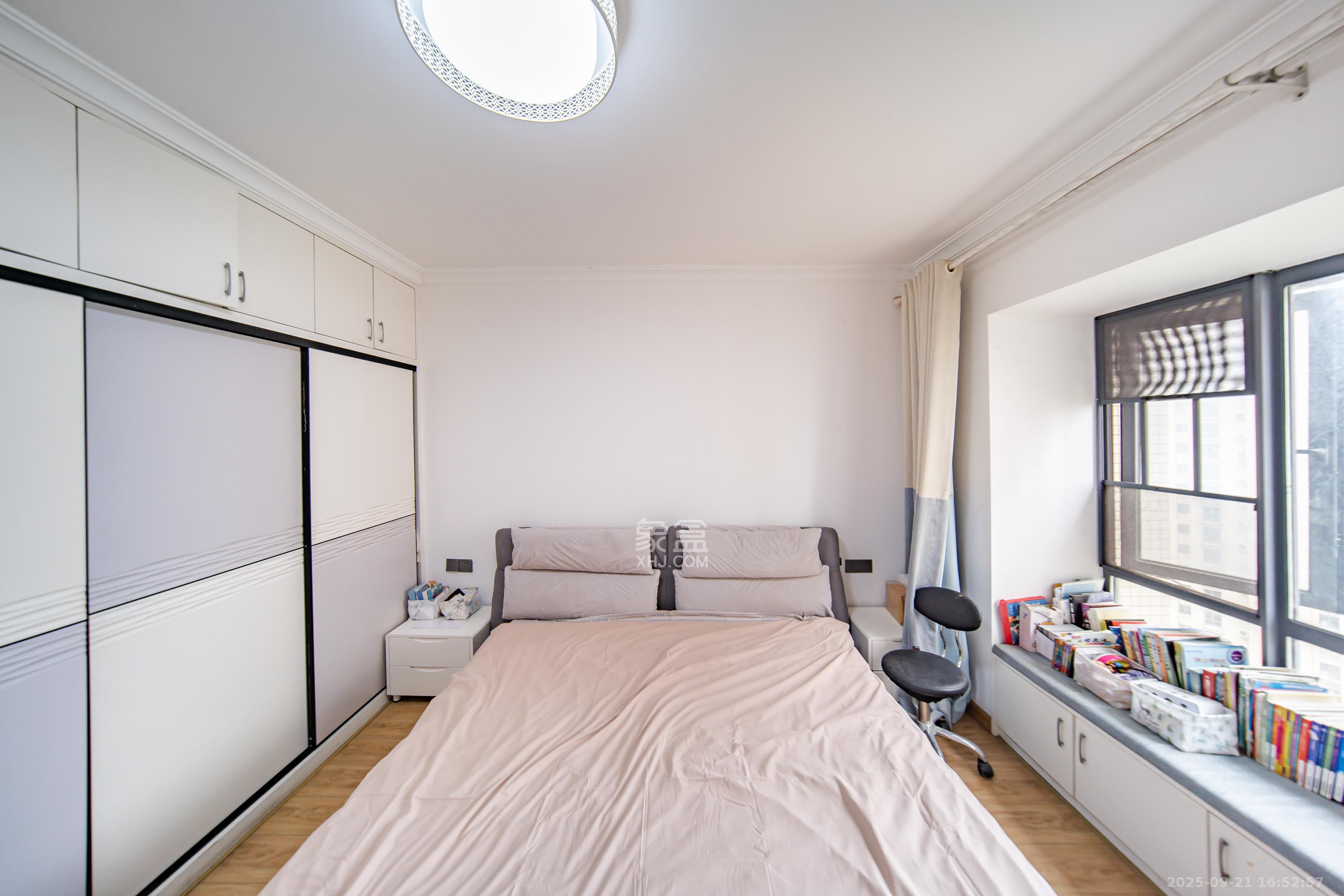 兰亭湾畔  3室2厅2卫    119.0万卧室