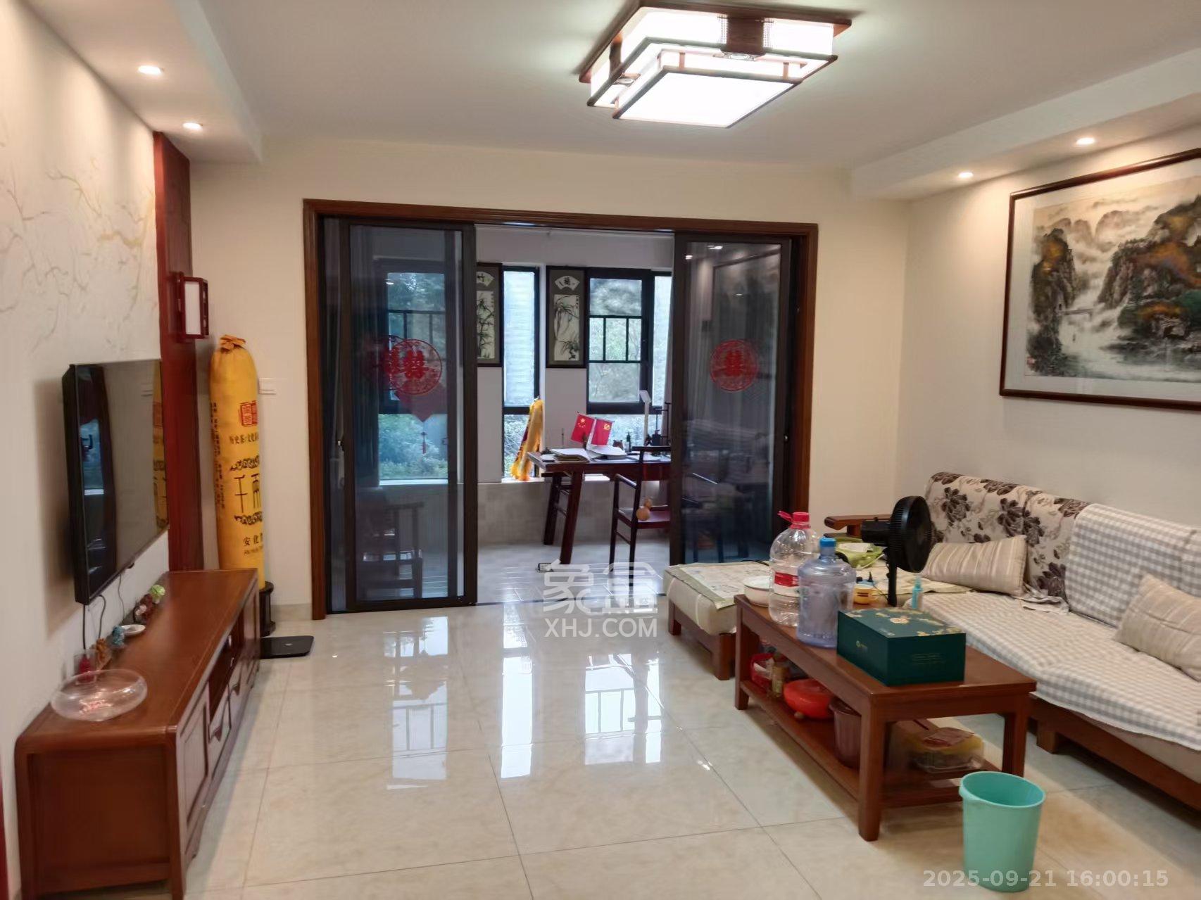 湘水郡(兴旺小爱同学) 3室2厅2卫 2500.0元/月 湘水郡(兴旺小爱同学) 3室2厅2卫 2500.0元/月室内图