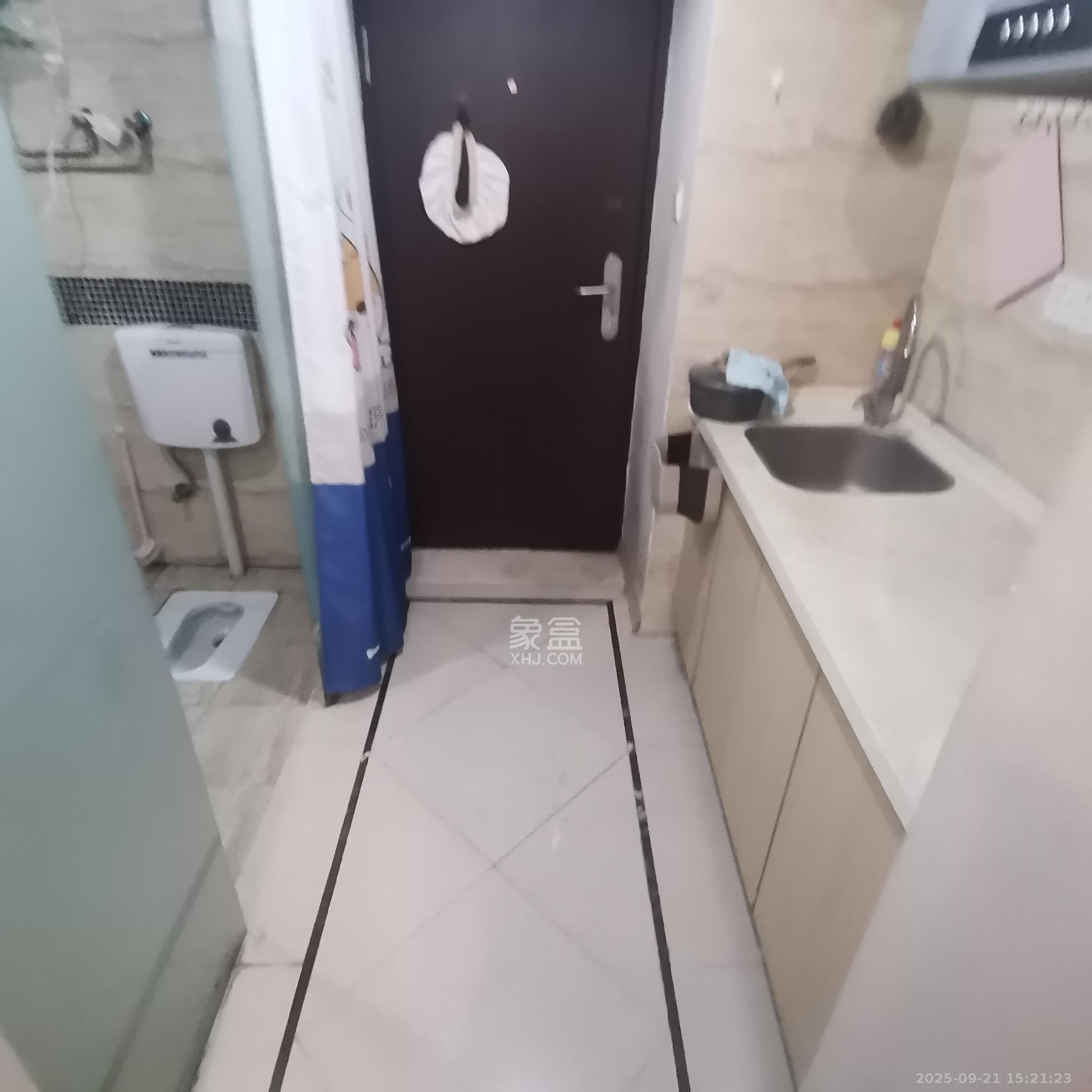 万科金域华府一期 1室1厅1卫 1100.0元/月 万科金域华府一期 1室1厅1卫 1100.0元/月室内图