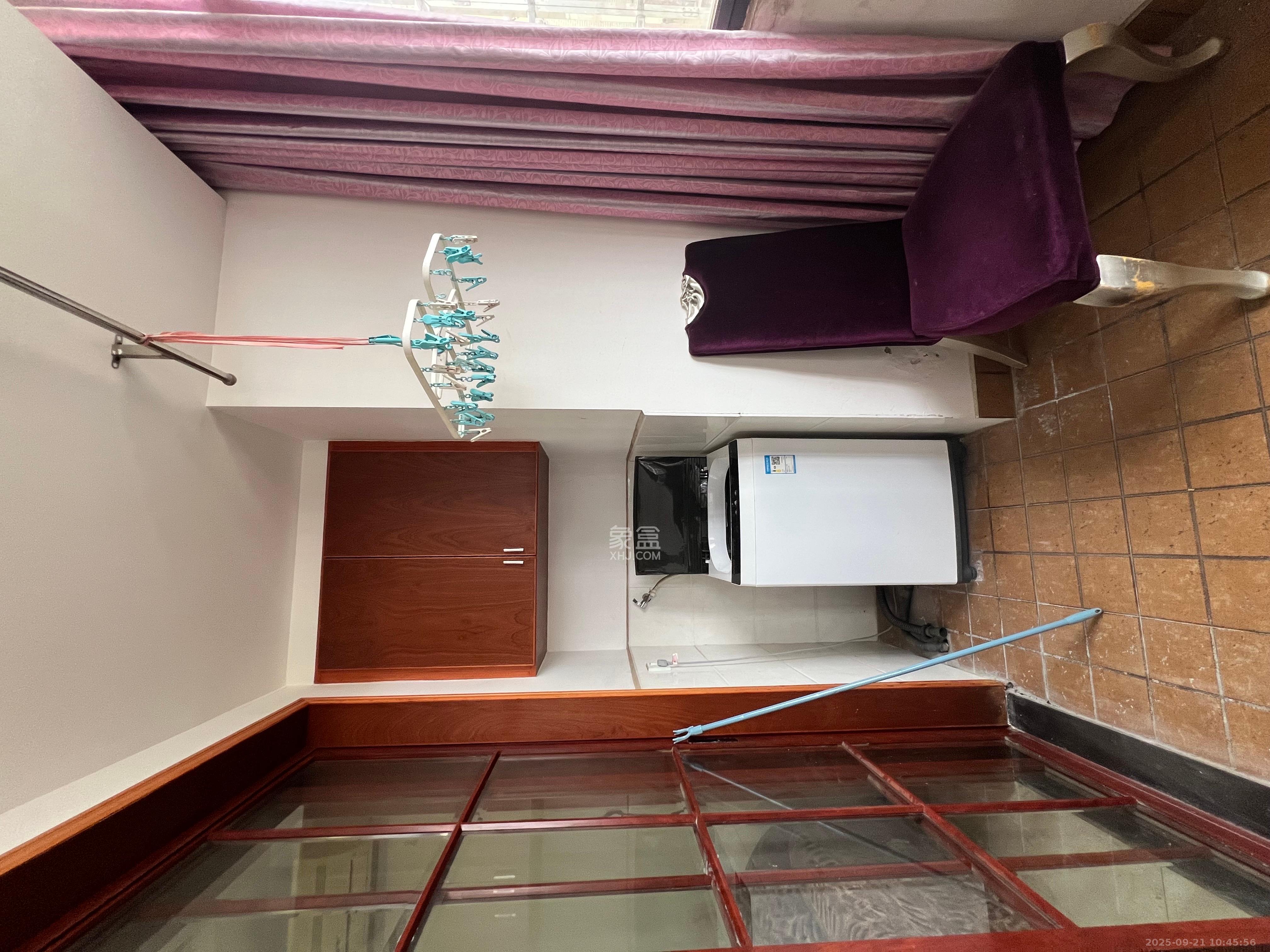 荷叶小区 2室2厅1卫 1000.0元/月 荷叶小区 2室2厅1卫 1000.0元/月室内图