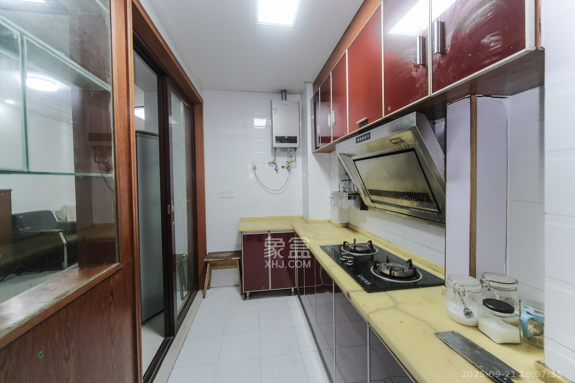 好望谷  3室2厅1卫    42.0万厨房