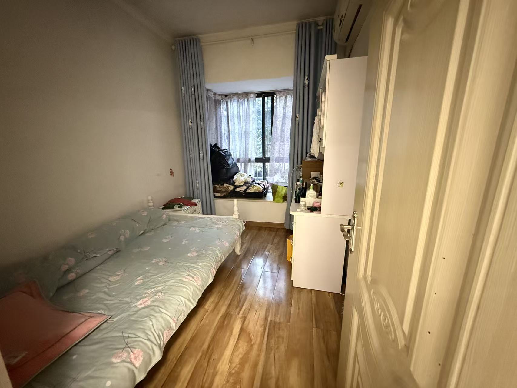 欣天蓝郡 3室2厅2卫 1500.0元/月 欣天蓝郡 3室2厅2卫 1500.0元/月室内图