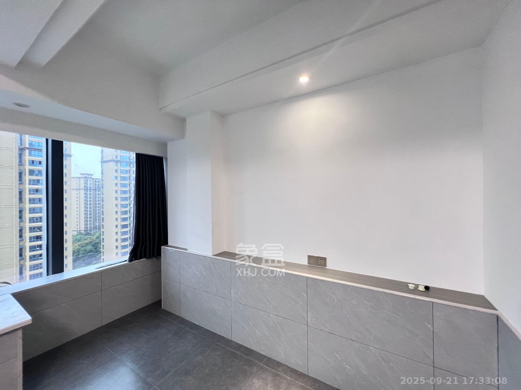 裕天国际商汇中心  1室1厅1卫    1400.0元/月室内图