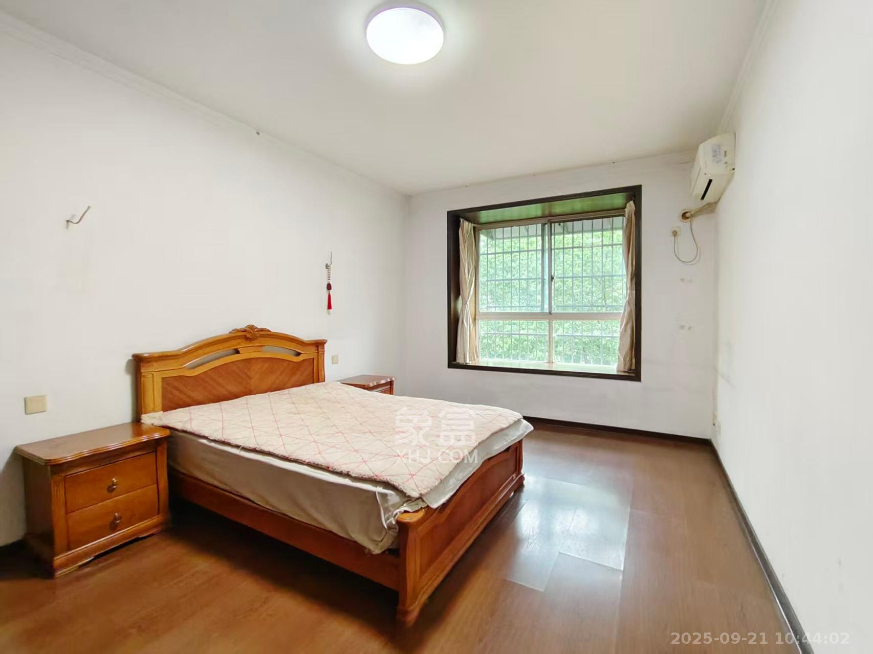 中星苑 3室2厅2卫 2300.0元/月 中星苑 3室2厅2卫 2300.0元/月室内图